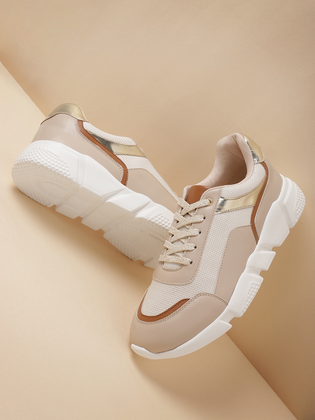 

DressBerry Women Colourblocked Sneakers, Beige