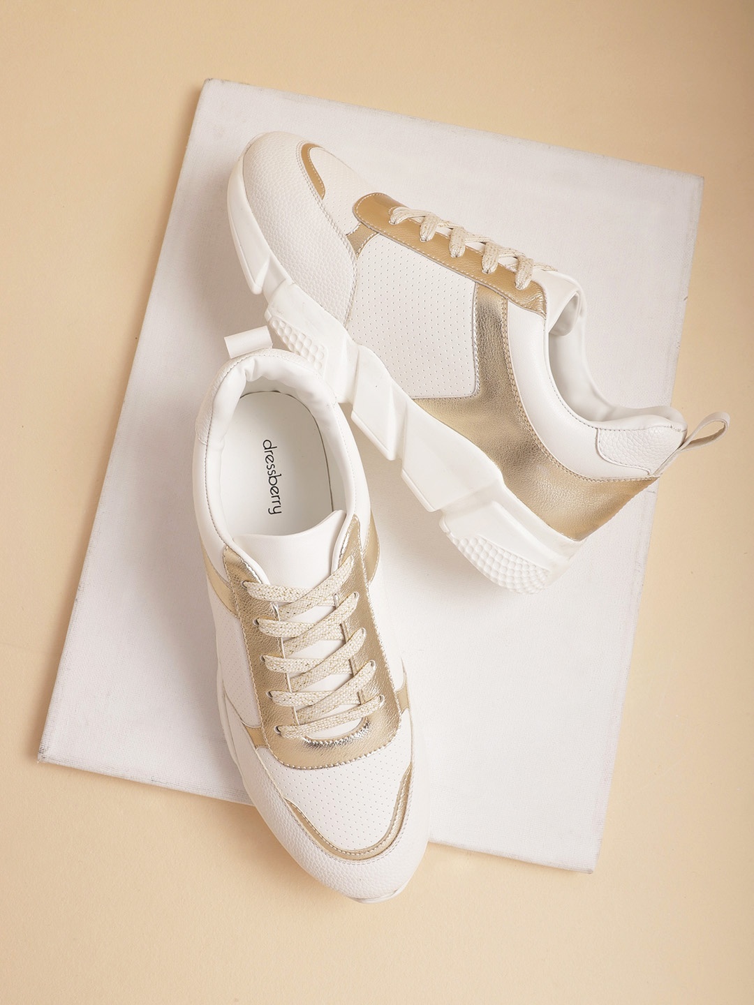 

DressBerry Women Colourblocked Sneakers, White