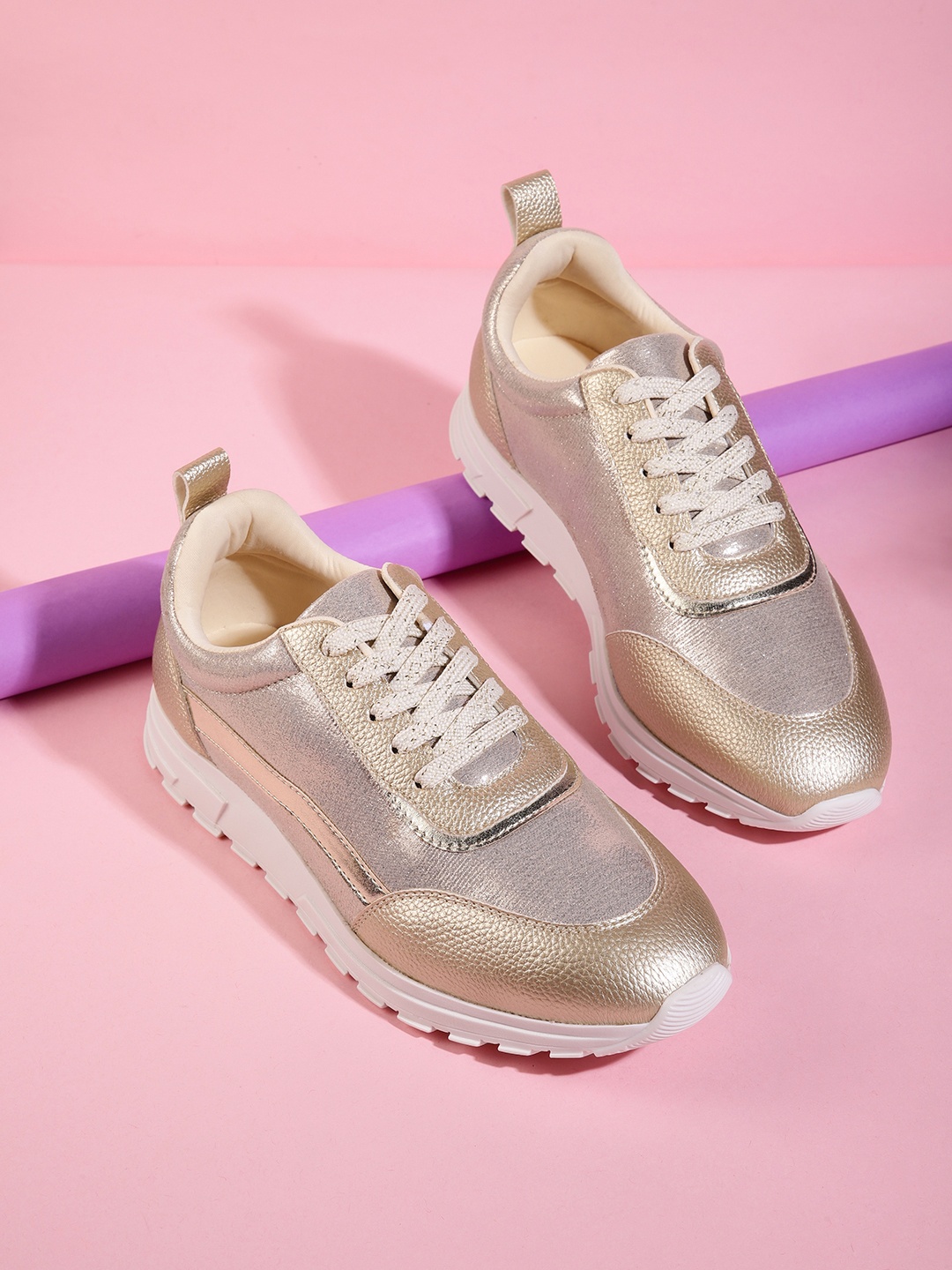 

DressBerry Women Sneakers, Gold