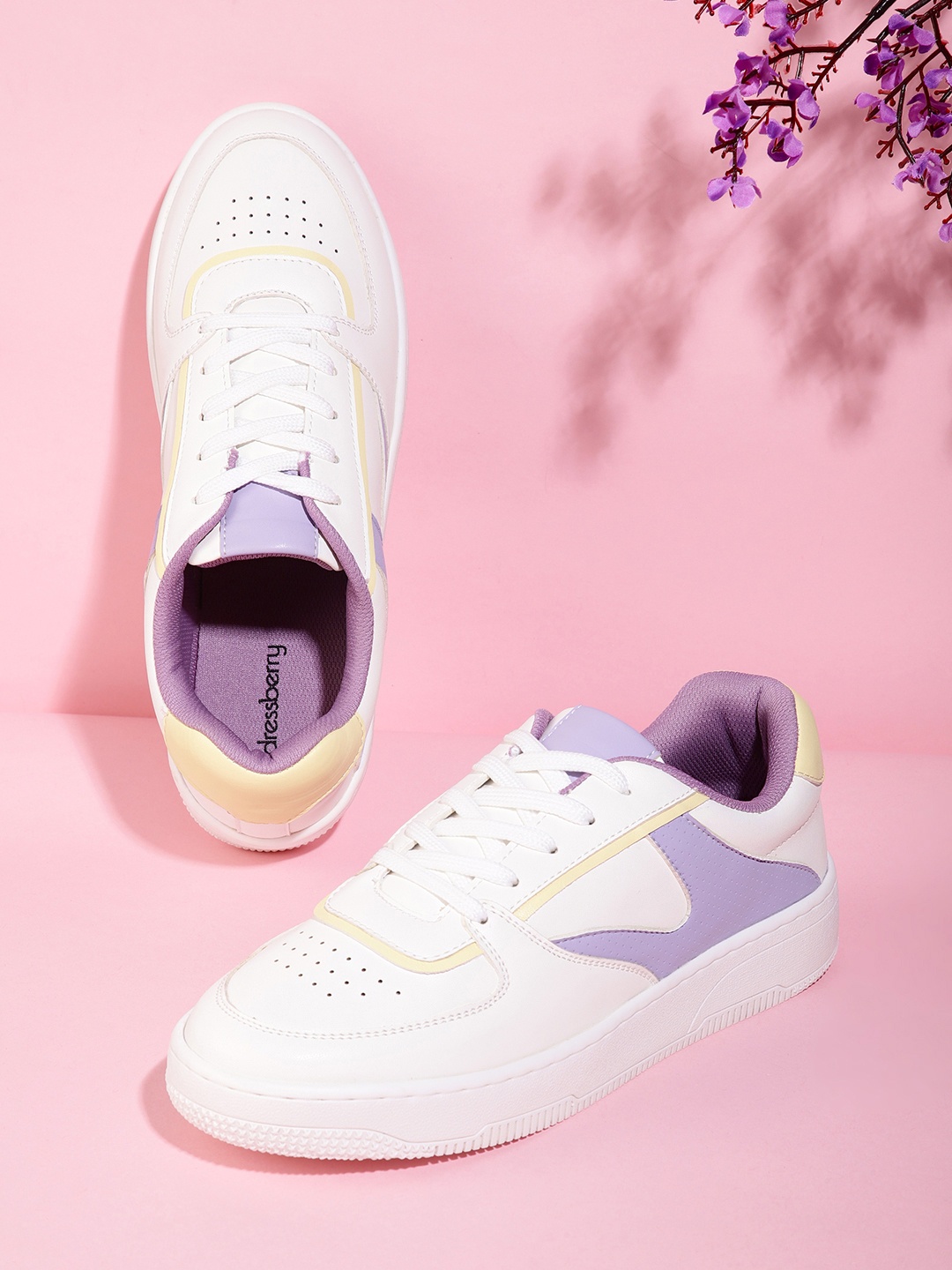 

DressBerry Women Colourblocked Sneakers, White