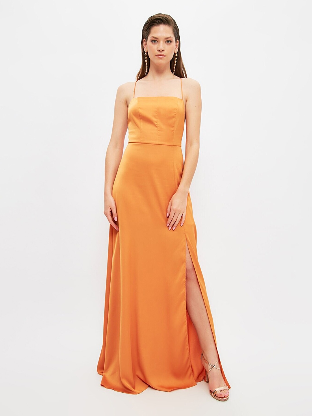 

Trendyol Maxi Maxi Dress, Coffee brown
