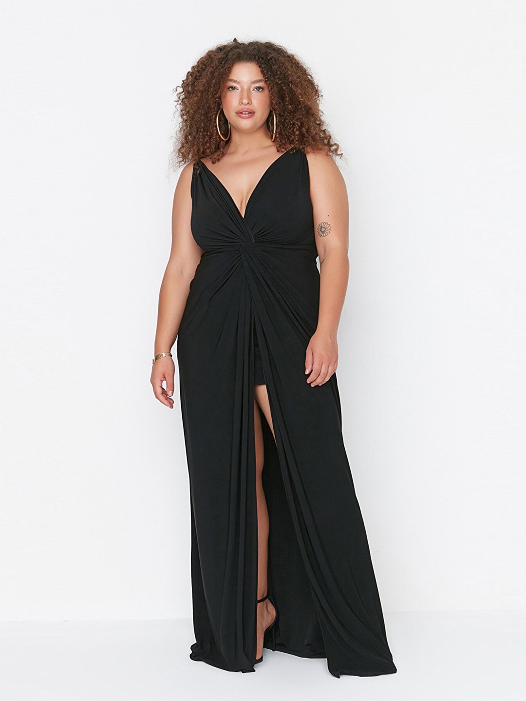 

Trendyol Plus Size Shoulder Straps Maxi Dress, Black