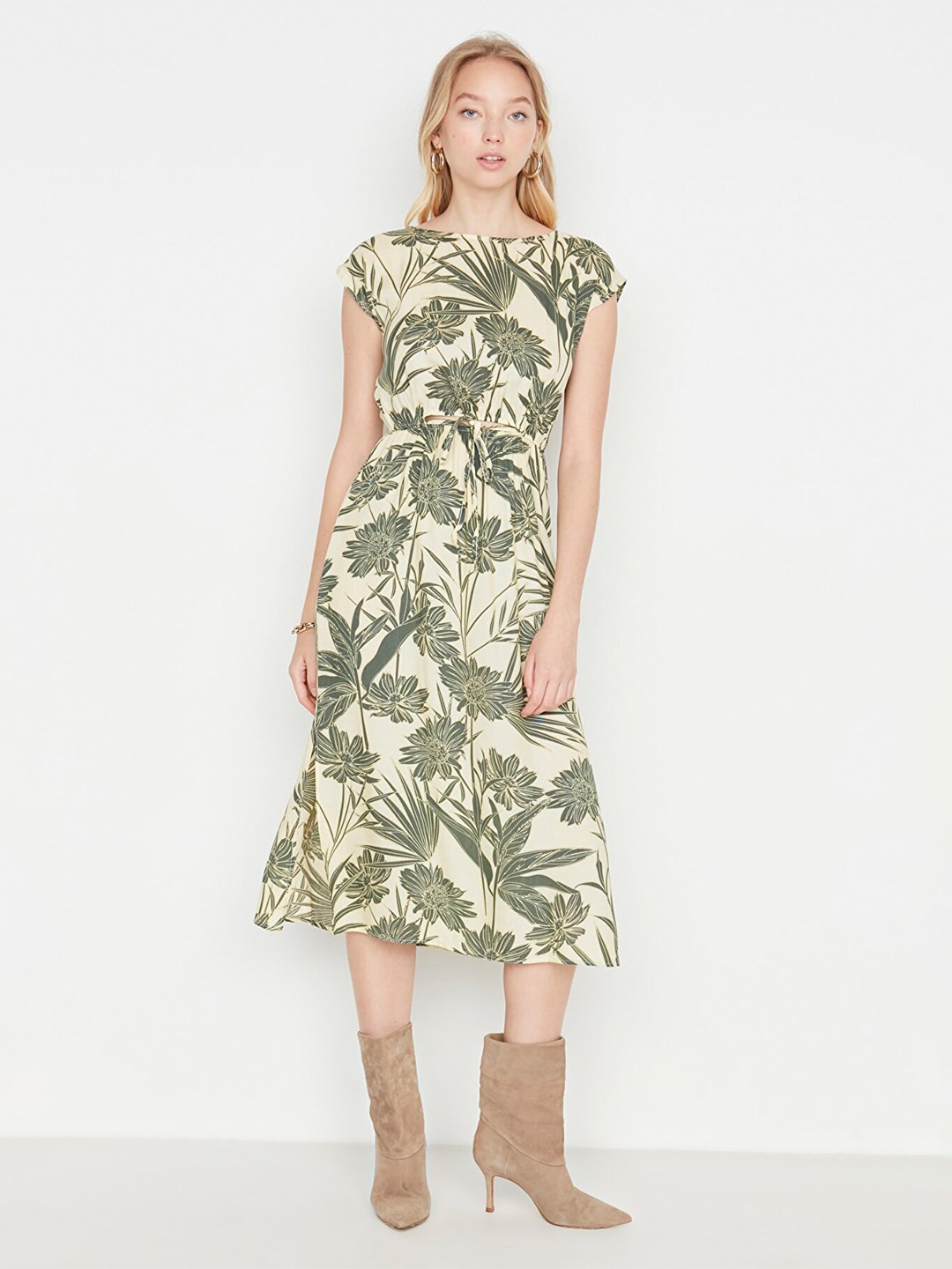 

Trendyol Tropical A-Line Midi Dress, Green