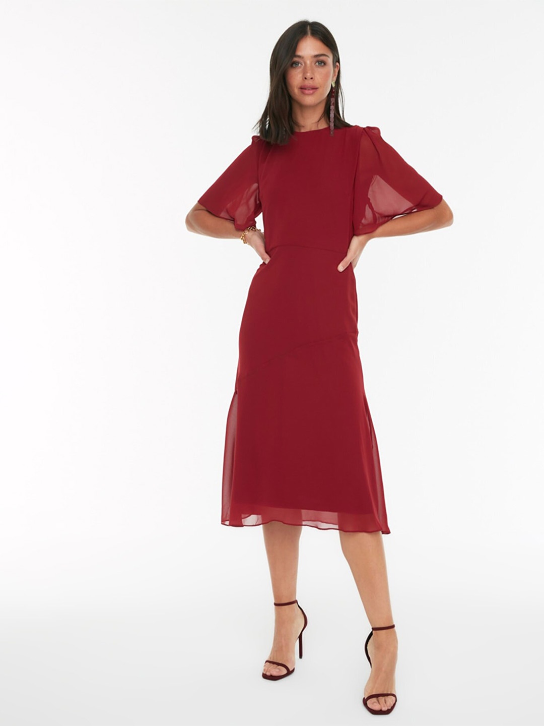 

Trendyol Flared Sleeves Fit And Flare Midi Dress, Burgundy