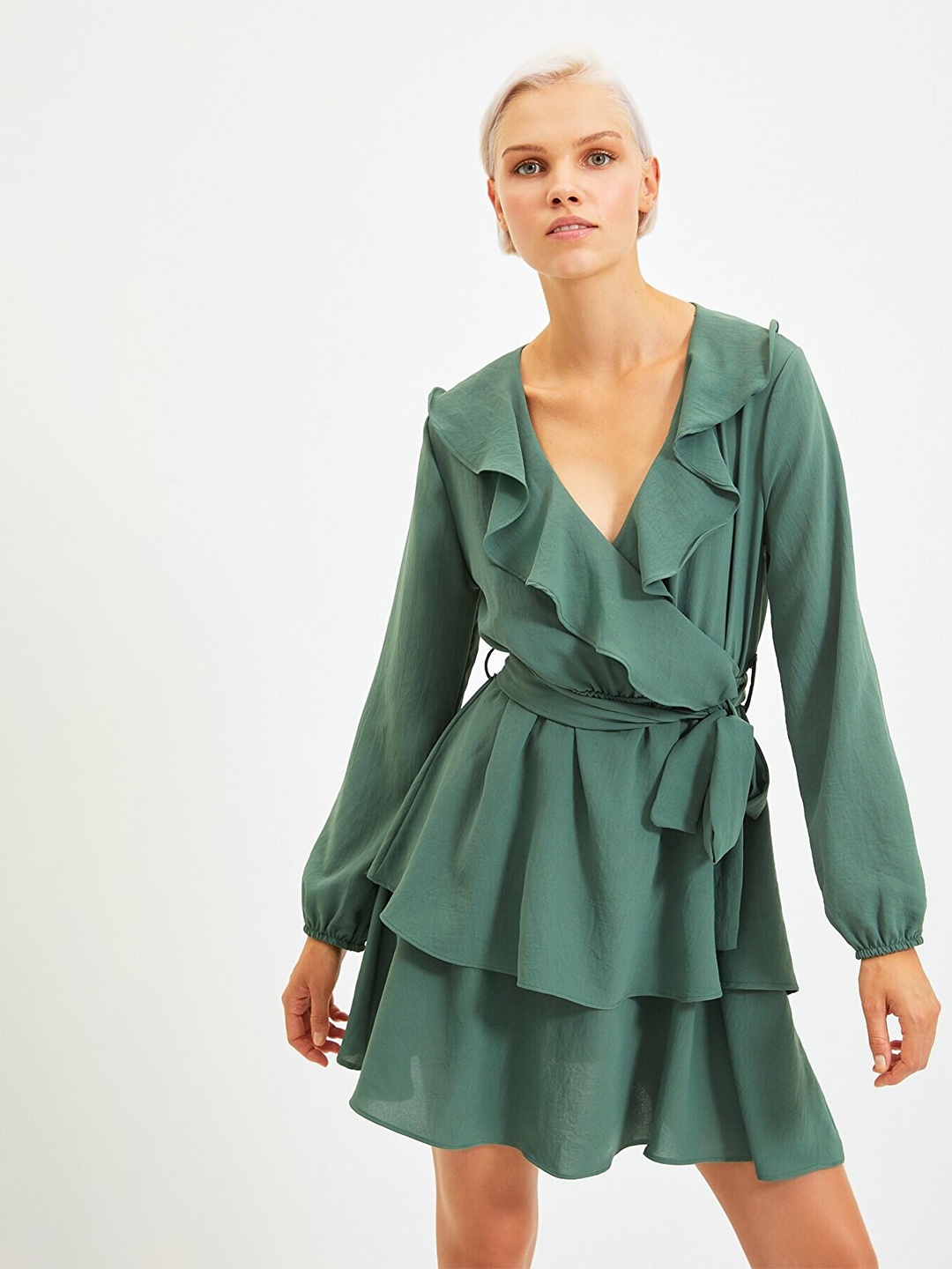 

Trendyol Long Sleeves Ruffled Dress, Green