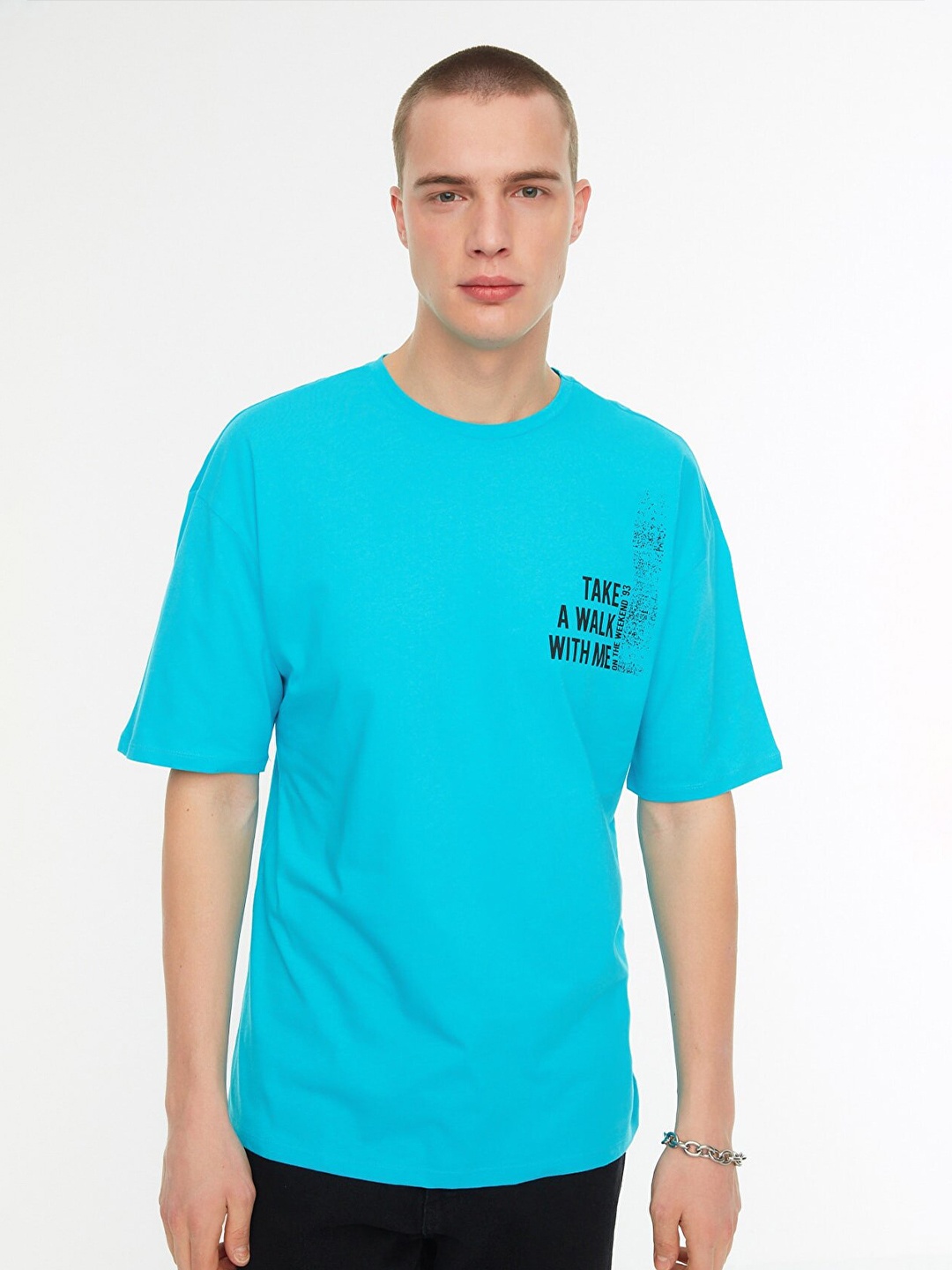 

Trendyol Men Printed Drop-Shoulder Sleeves Cotton T-shirt, Blue