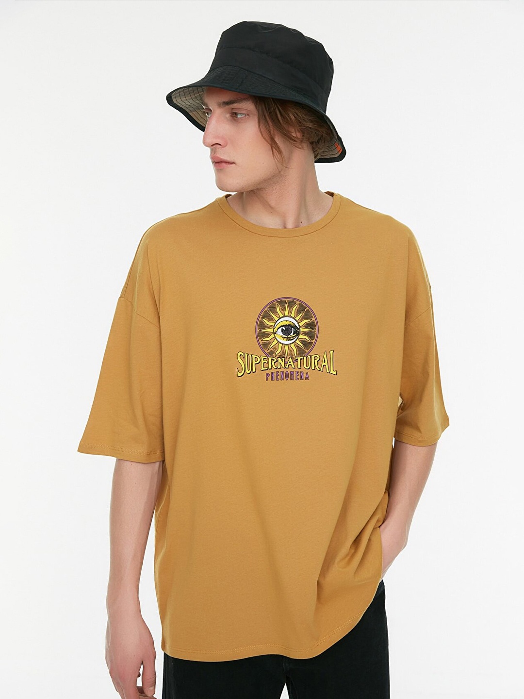 

Trendyol Men Typography Printed Pure cotton Oversize T-shirt, Camel brown
