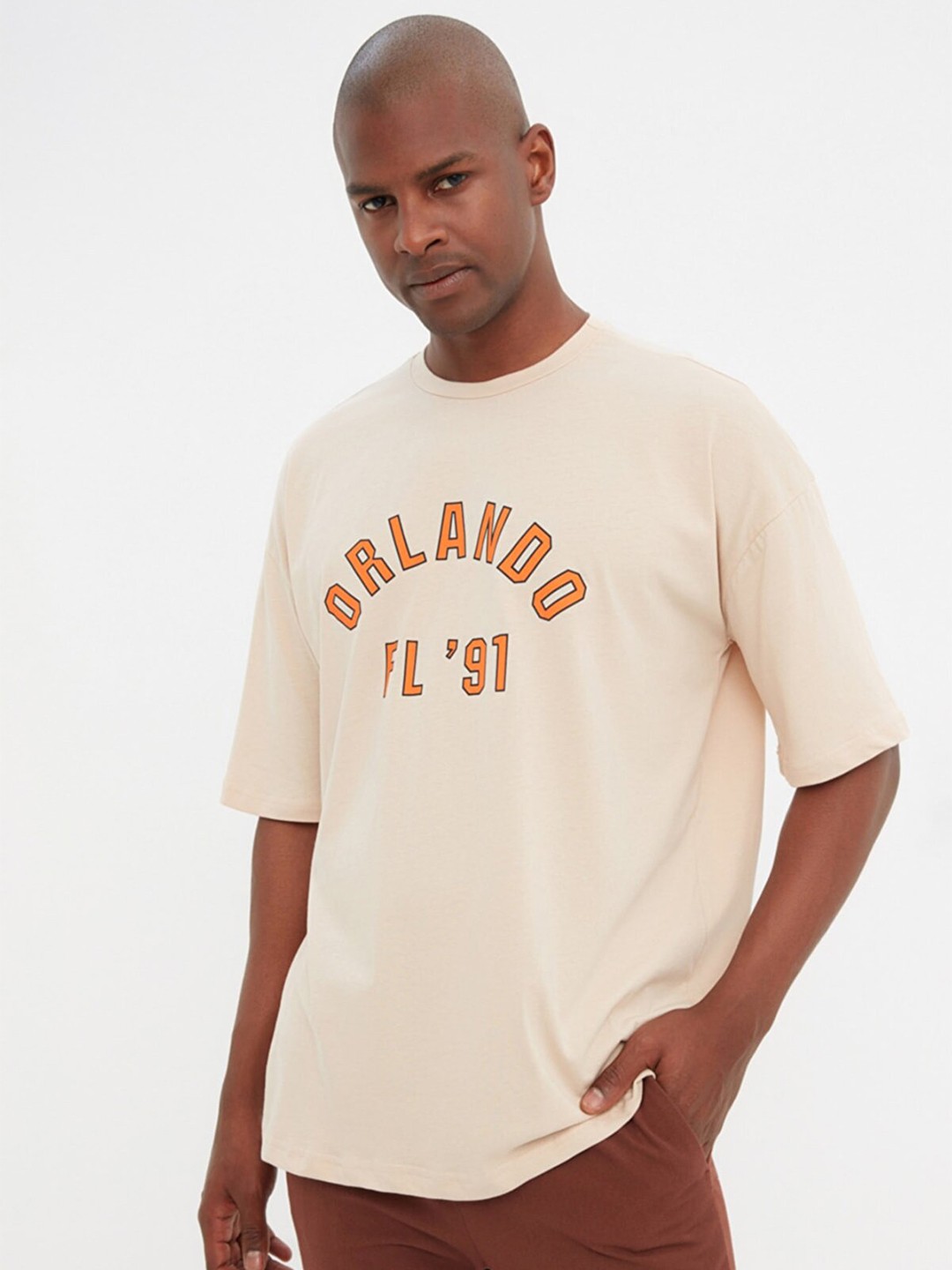

Trendyol Men Typography Printed Pure Cotton T-shirt, Beige