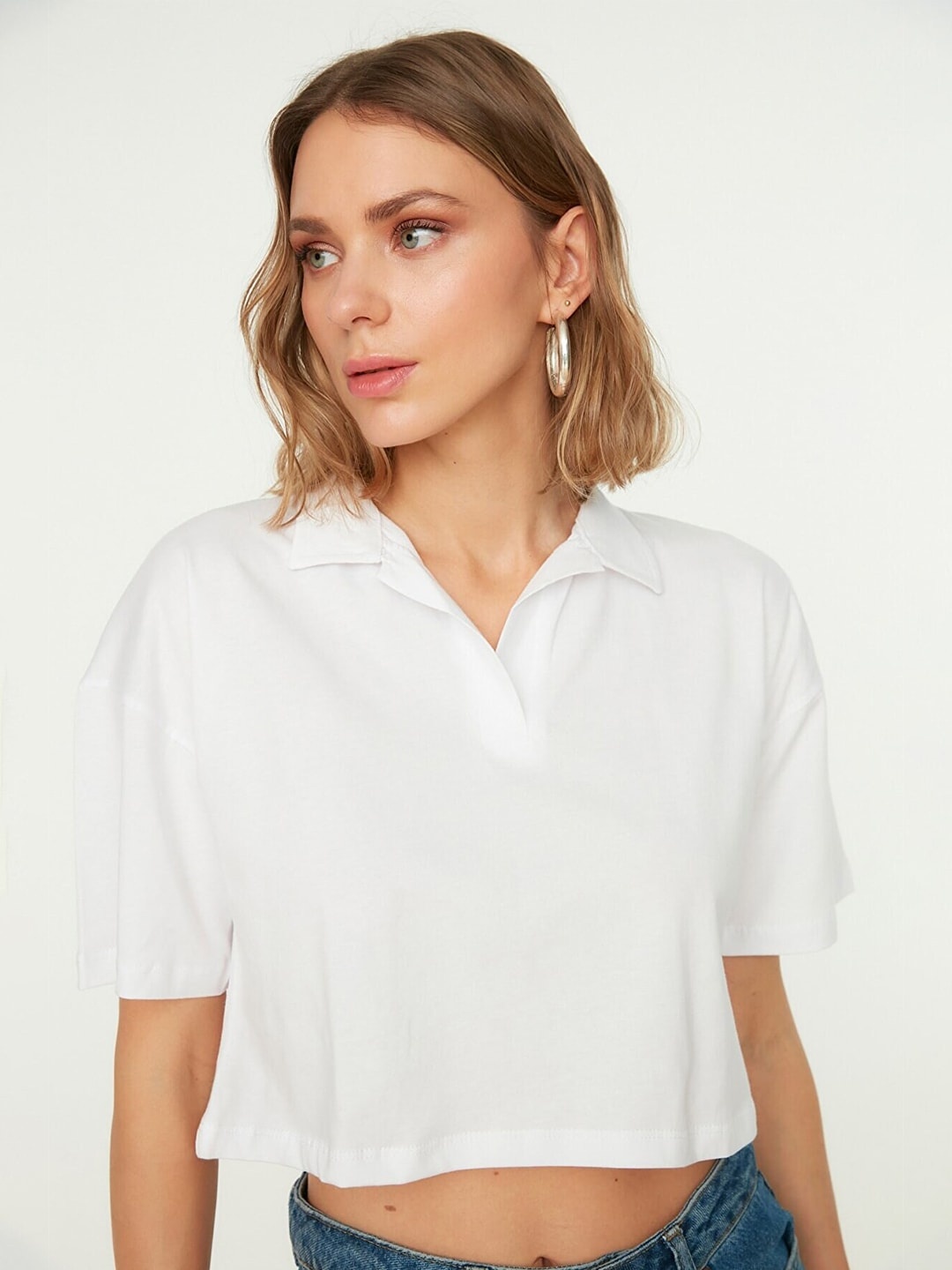 

Trendyol Women V-Neck Extended Sleeves Cotton T-shirt, White