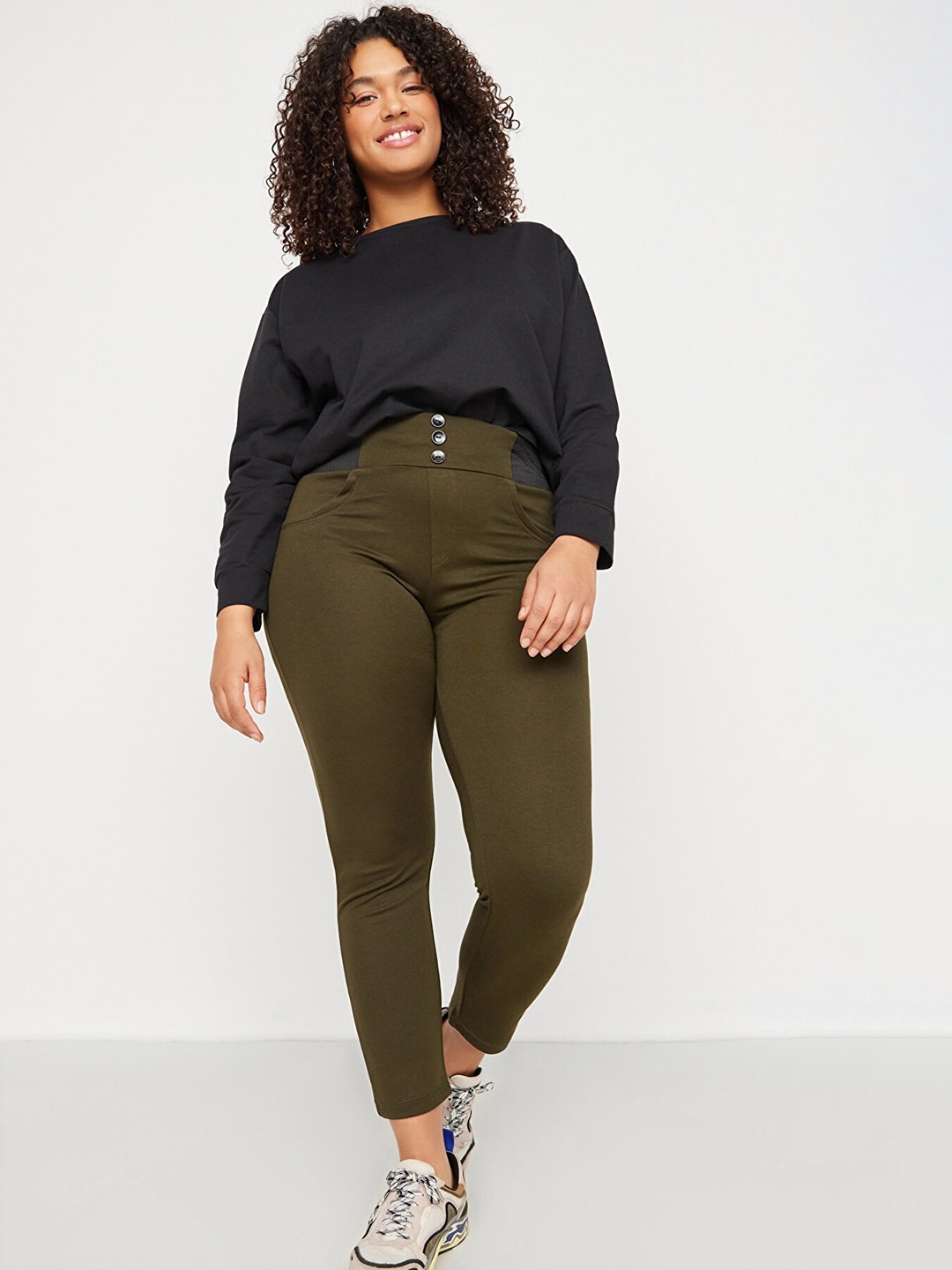 

Trendyol Women Regular Fit Mid-Rise Trousers, Khaki