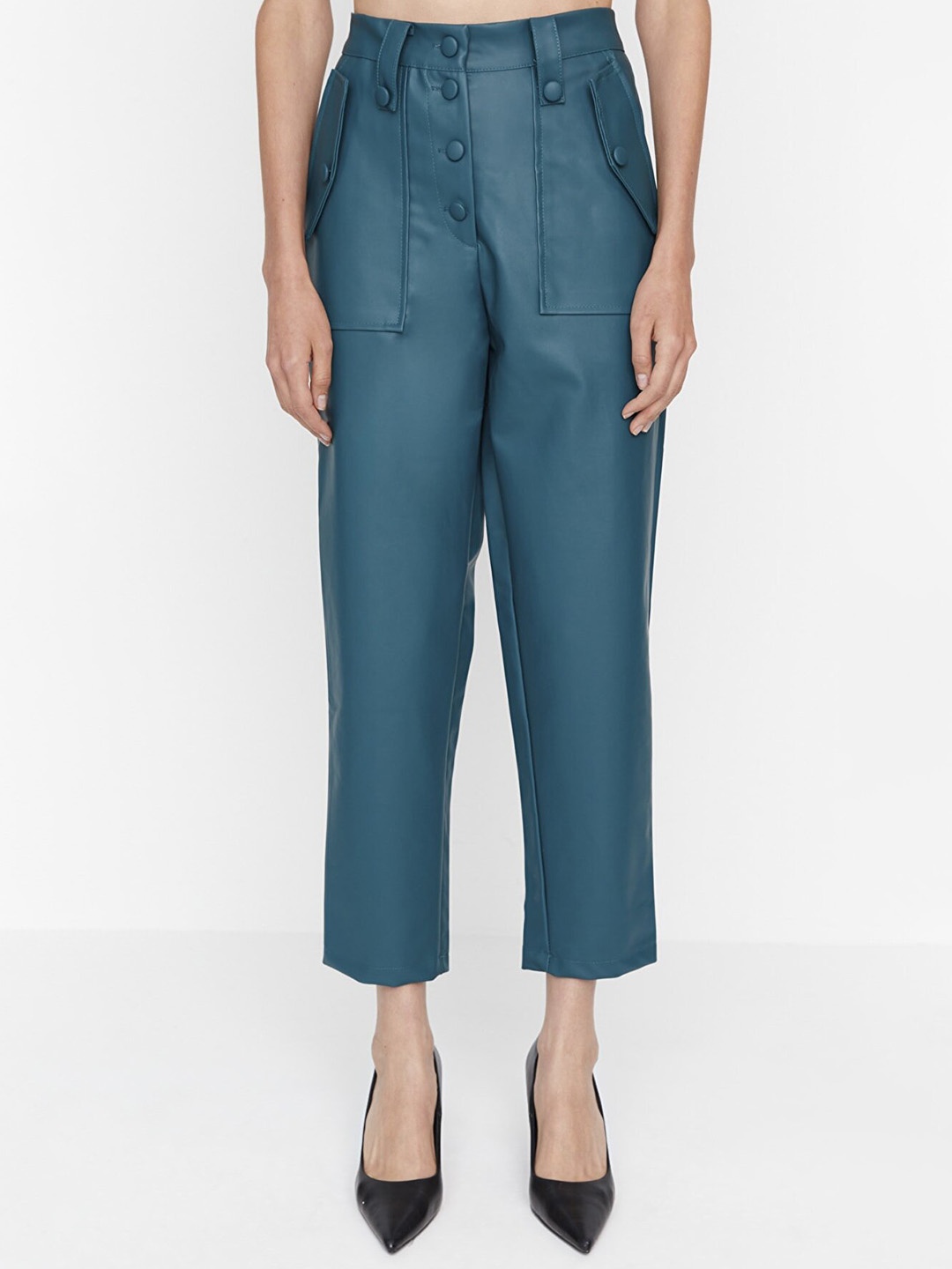 

Trendyol Women Pleated Mid RiseTrousers, Green