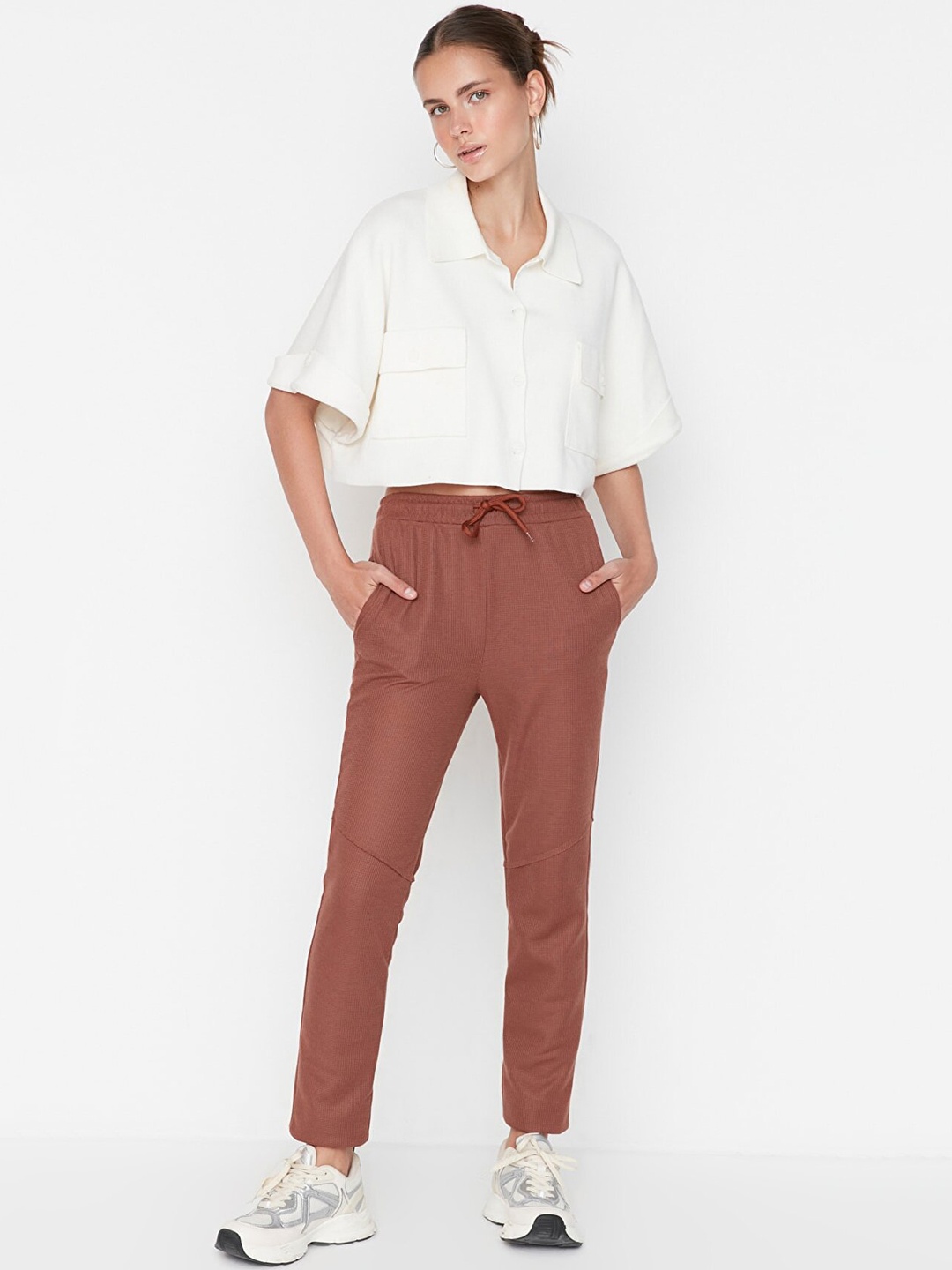 

Trendyol Women Mid-Rise Chinos Trousers, Brown