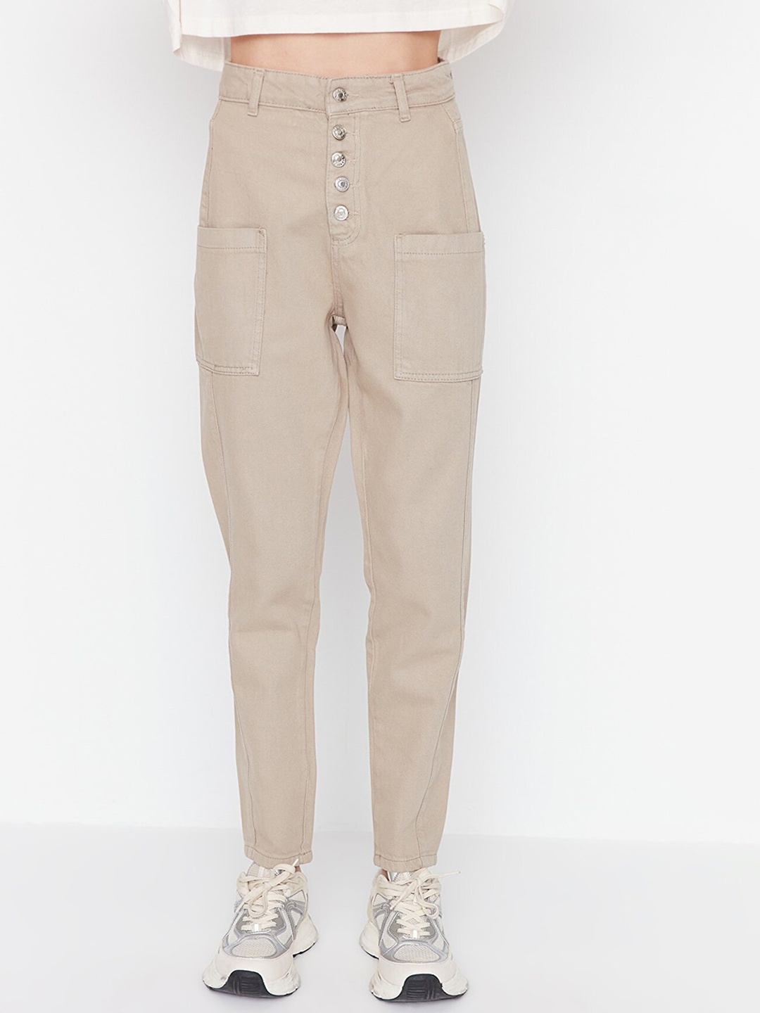 

Trendyol Women Cotton Cropped Jeans, Beige