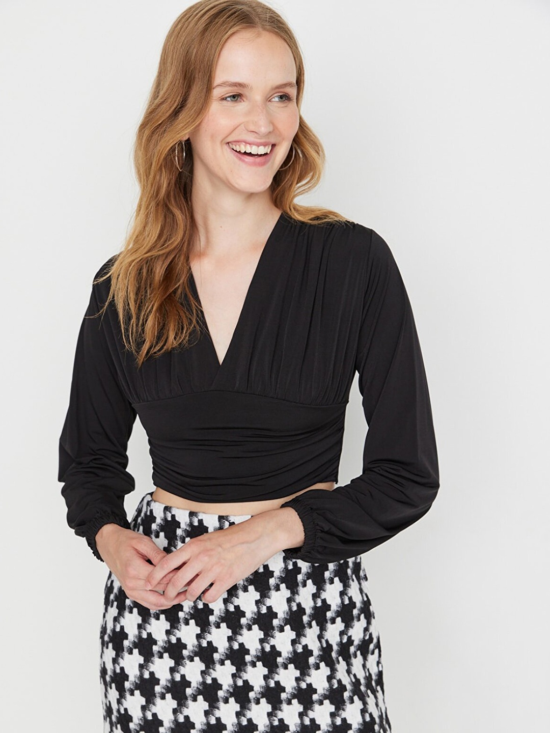 

Trendyol Fitted Crop Top, Black