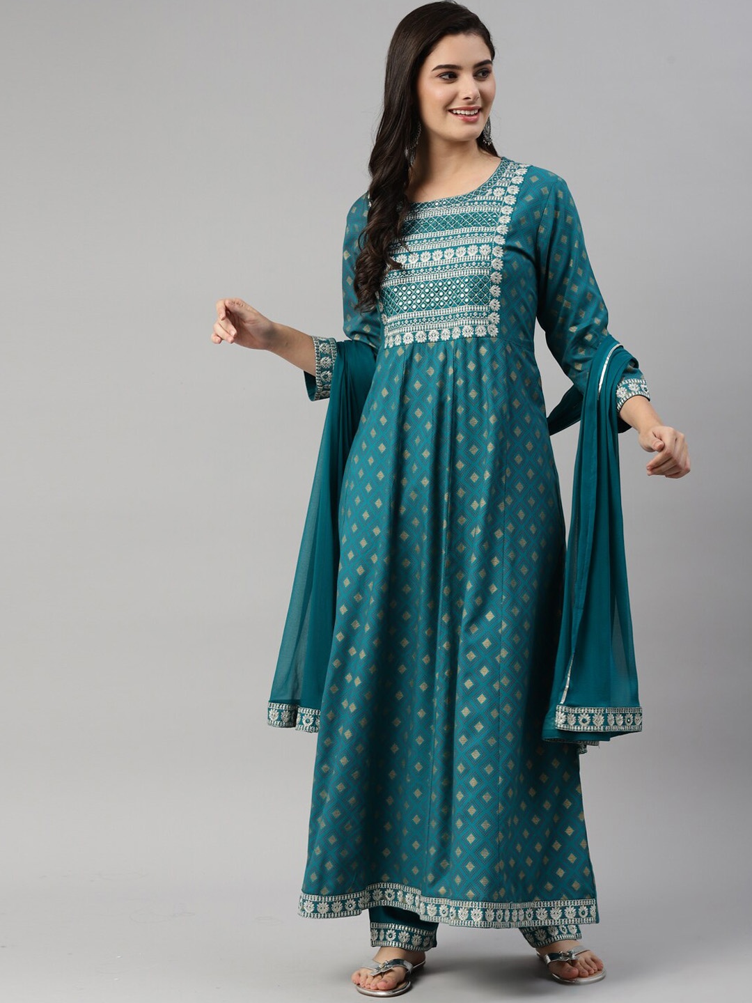 

MAAND Ethnic Motifs Printed Thread Work Kurta with Trousers & With Dupatta, Teal