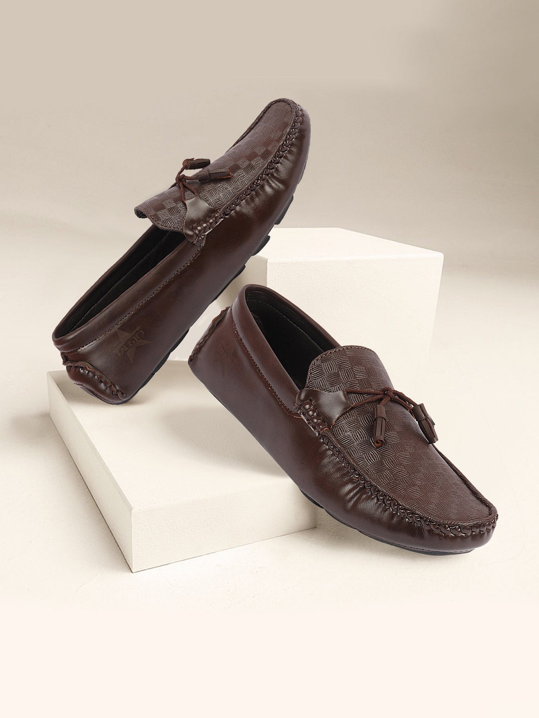 

FAUSTO Men Textured Lightweight Sneakers, Brown