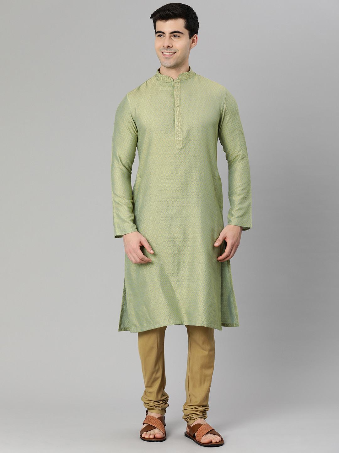 

Manthan Men Ethnic Motifs Embroidered Kurta, Green
