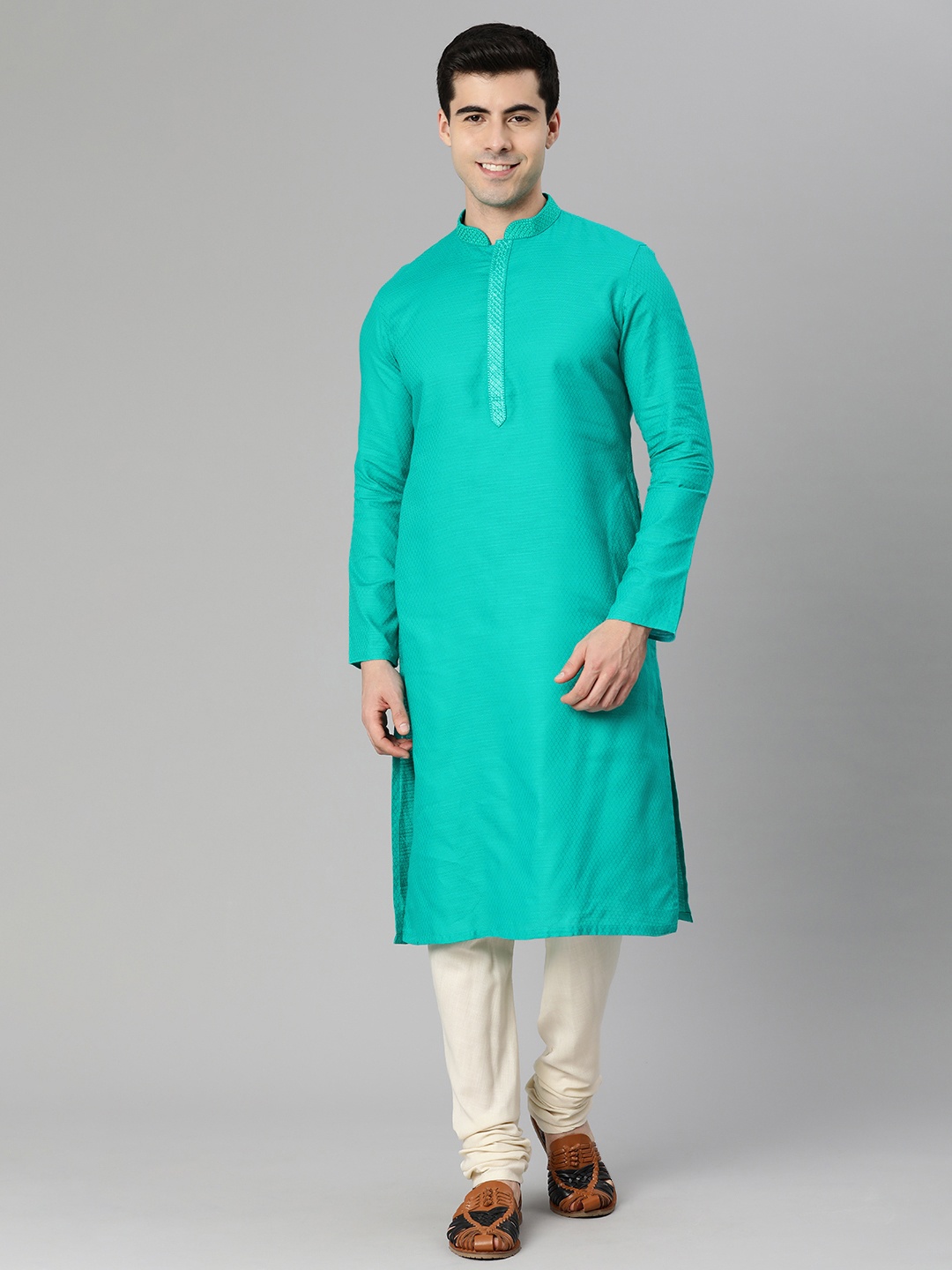 

Manthan Men Solid Straight Kurta, Green