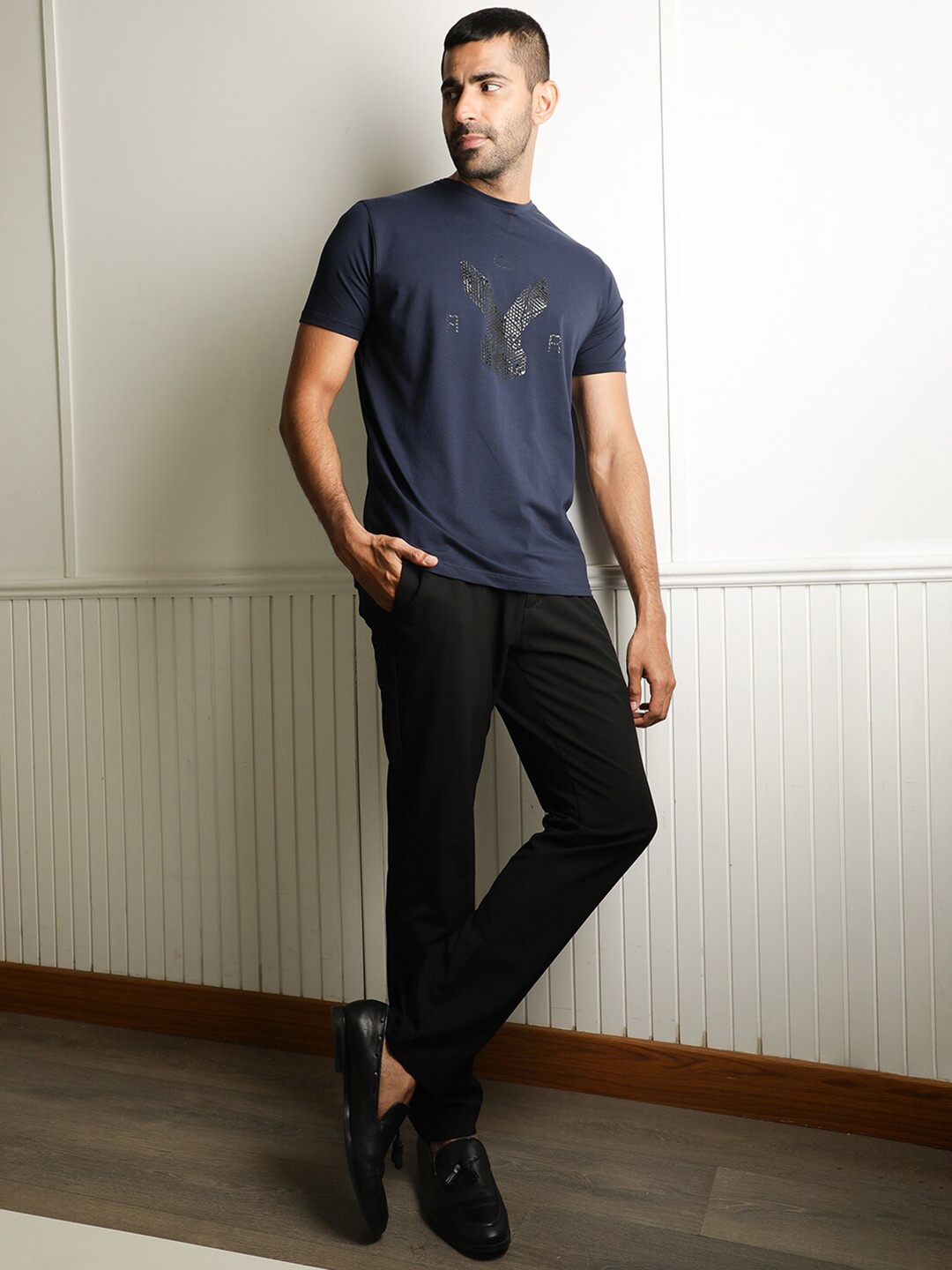 

RARE RABBIT Men Rings-4 Slim Fit Solid Polo Collar T-Shirt, Navy blue