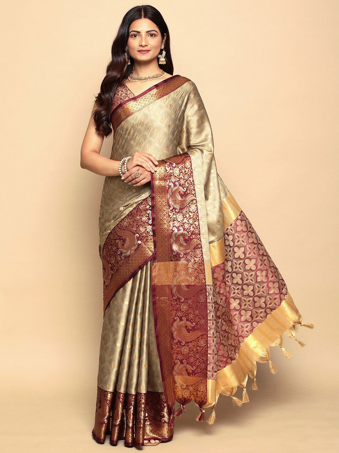 

Satrani Woven Design Zari Silk Blend Banarasi Saree With Blouse Piece, Beige