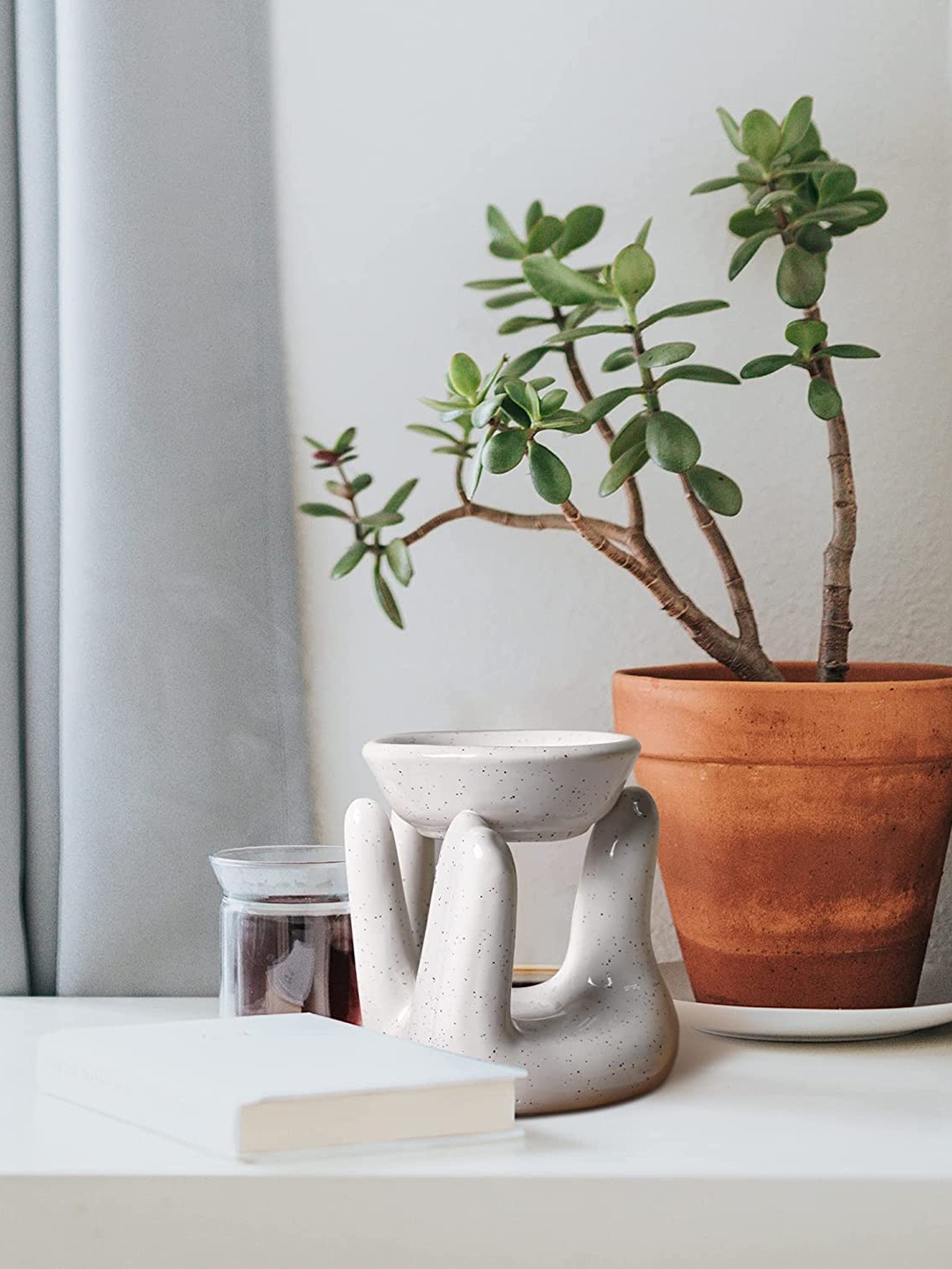 

VILASA White Ceramic Aromatherapy Diffuser & Burner