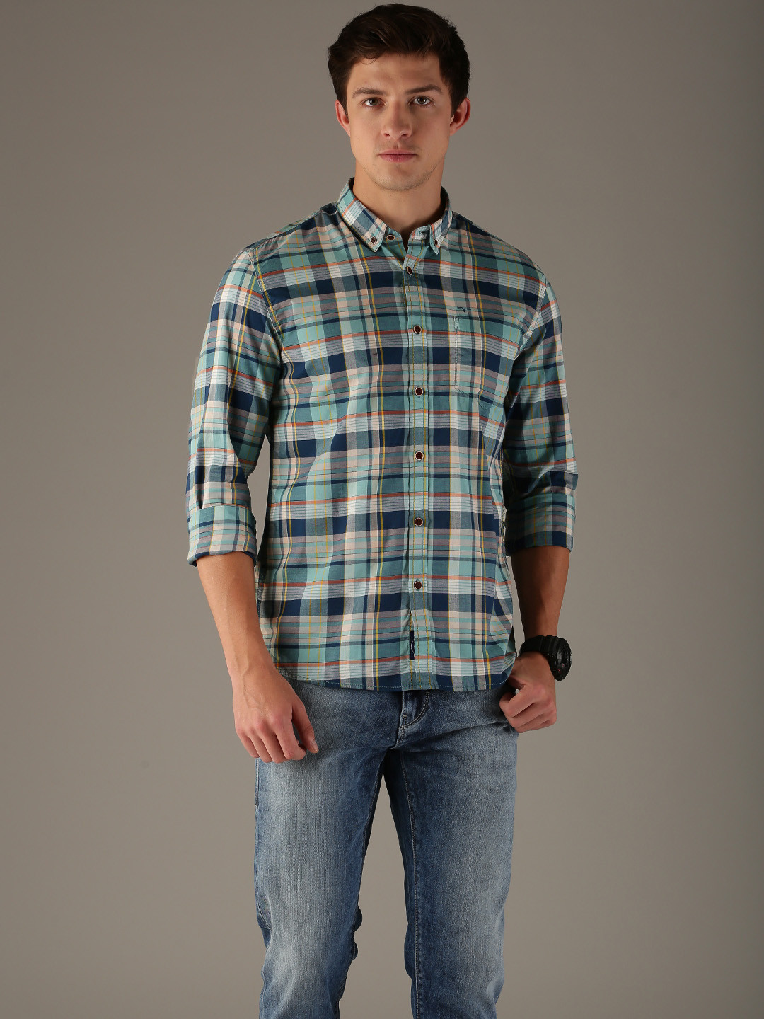 

Flying Machine Men Blue Regular Fit Checked Casual Shirt