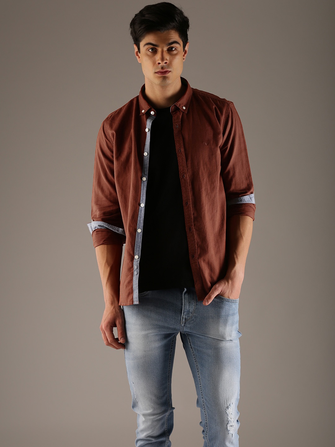 

Flying Machine Men Brown Regular Fit Solid Casual Shirt