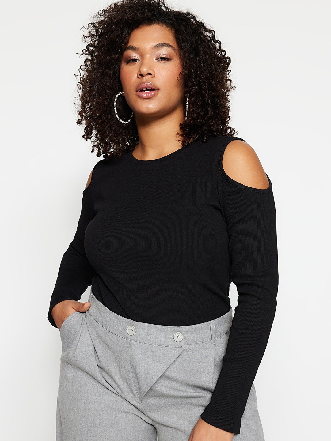 

Trendyol Plus Size Round Neck Cold-Shoulder Sleeves Top, Black