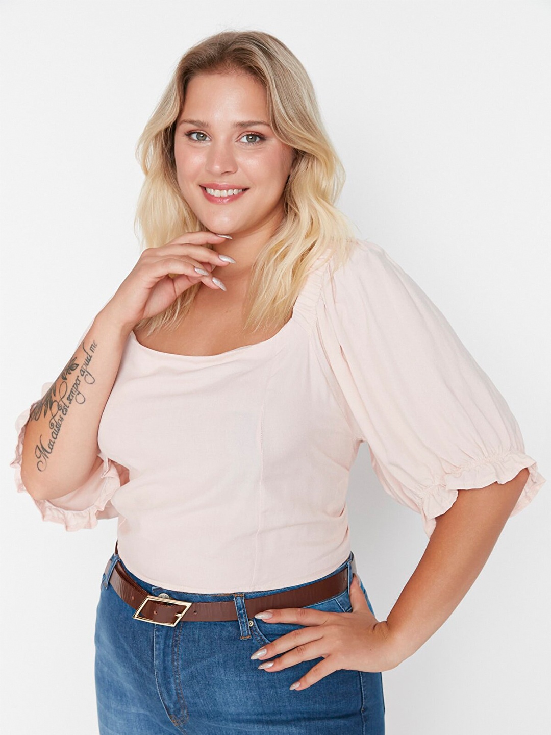 

Trendyol Styled Back Crop Top, Pink