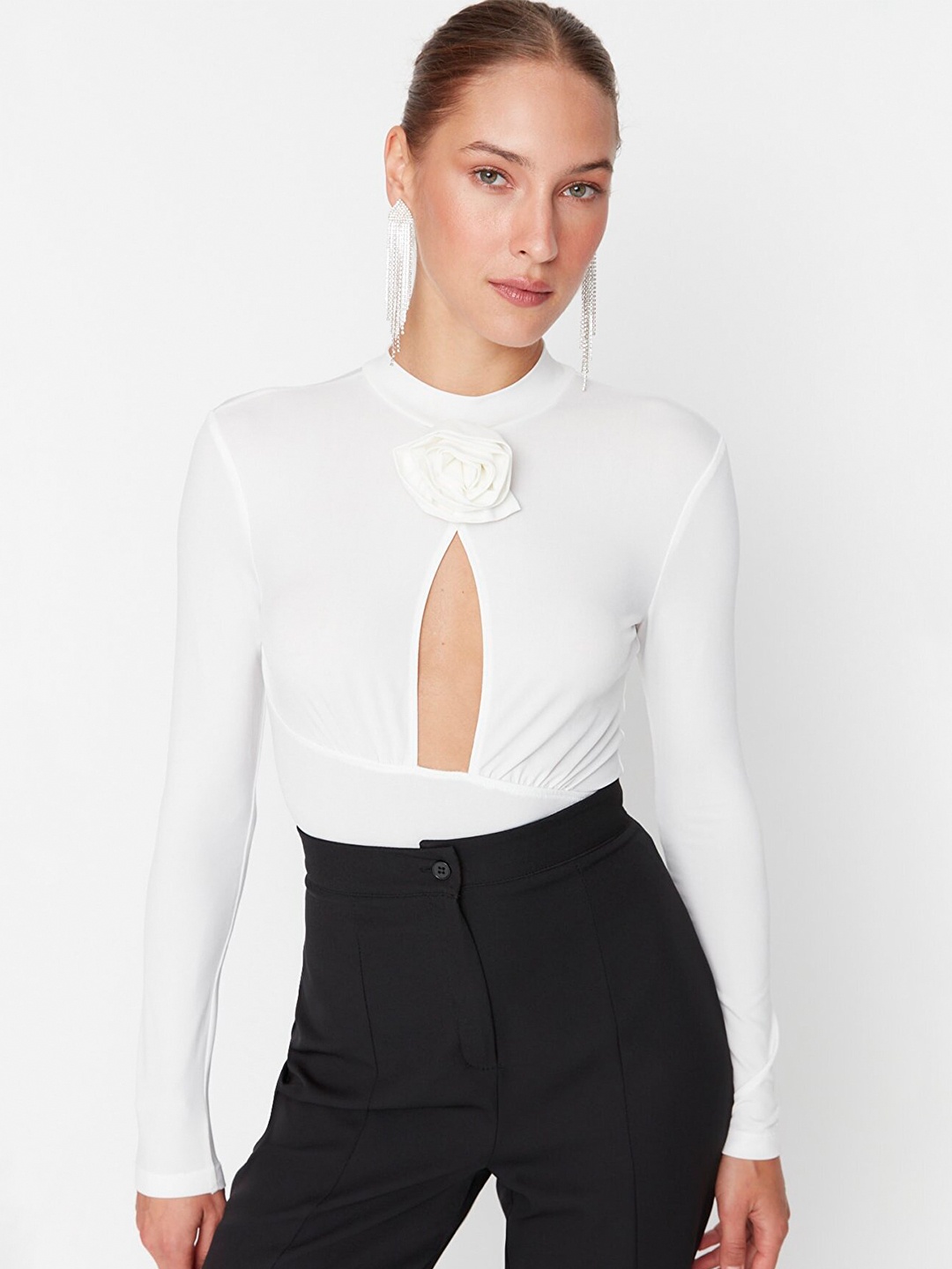 

Trendyol High Neck Cut Out Top, White