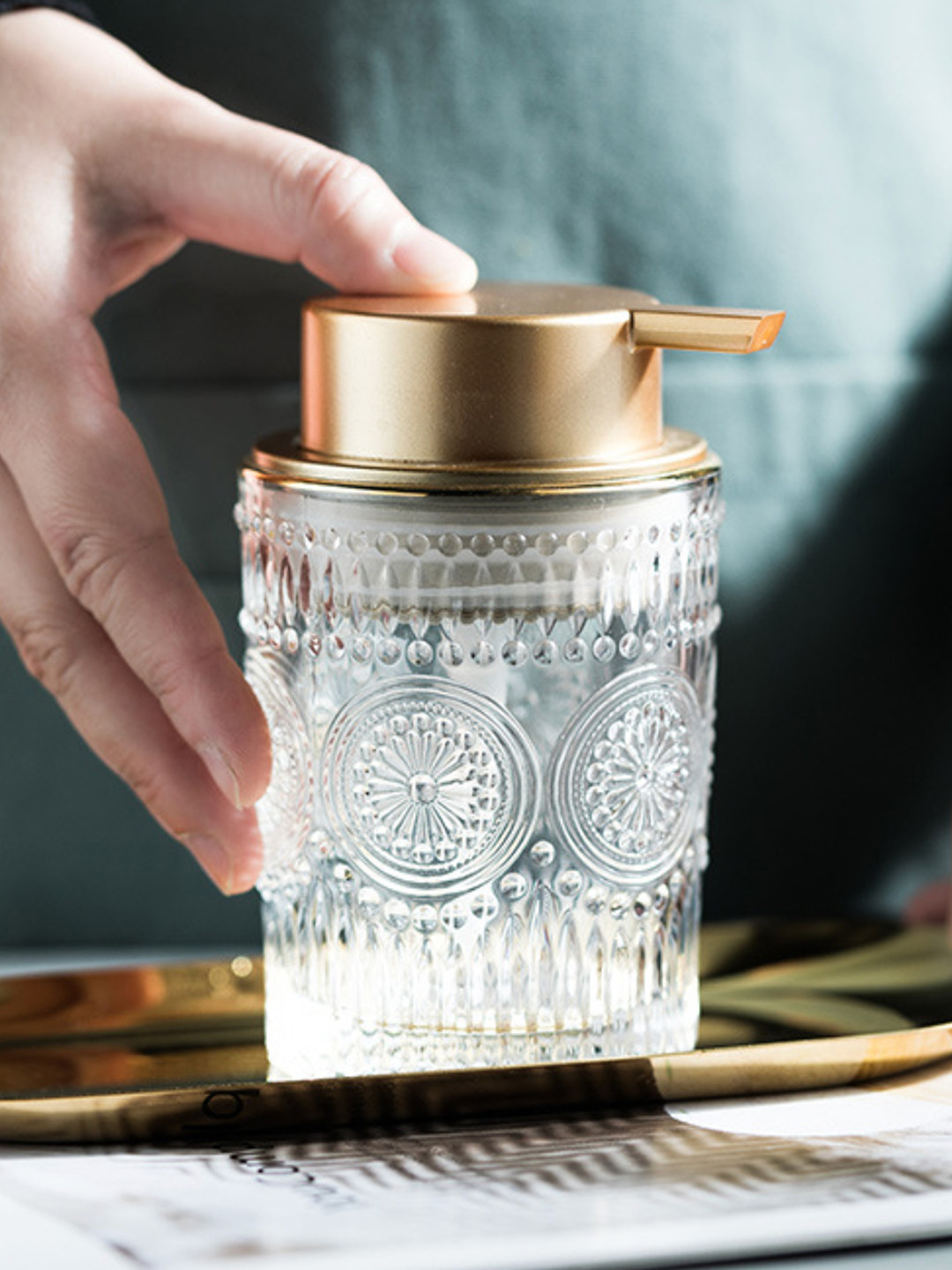 

Nestasia Transparent & Gold-Toned Textured Glass Pump Bottle