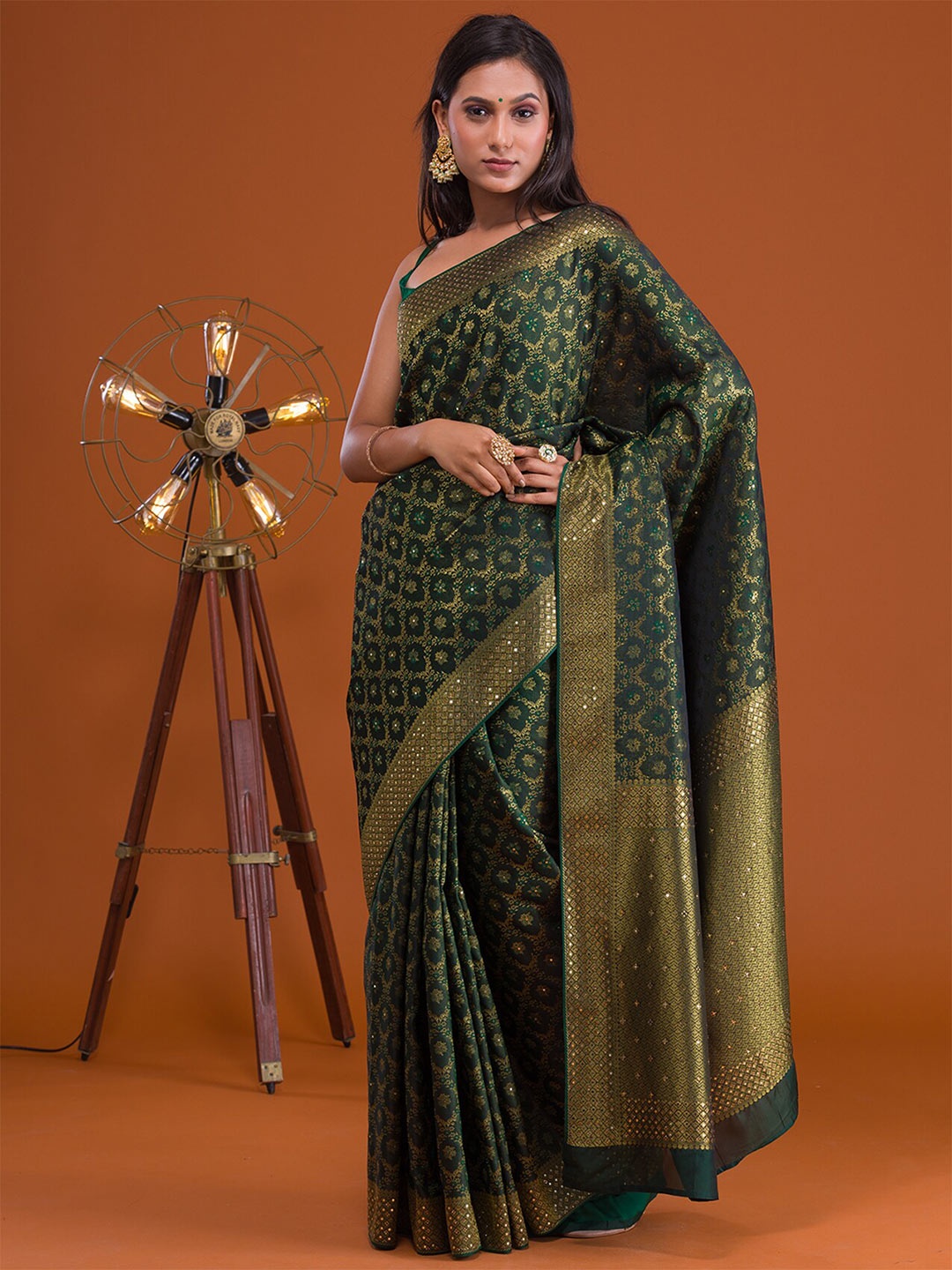 

Koskii Ethnic Motifs Zari Brocade Banarasi Saree, Green