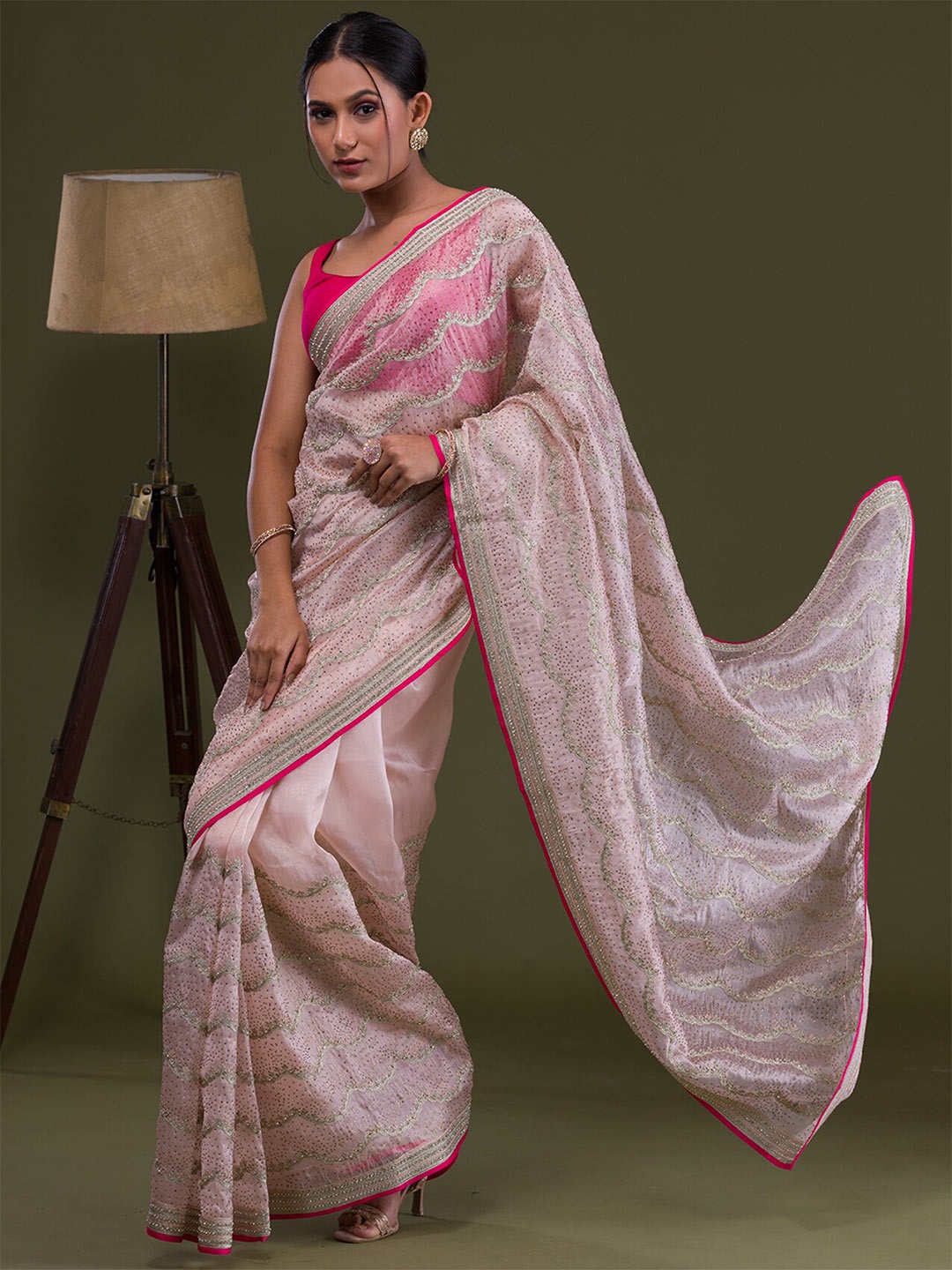 

Koskii Embellished Beads and Stones Tissue Saree, Peach