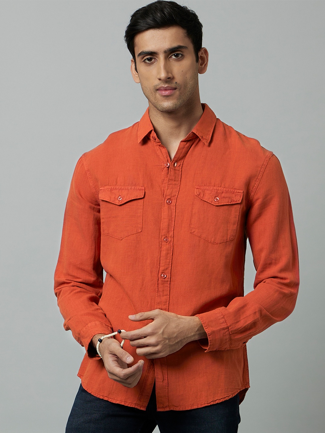 

Celio Men Classic Casual Cotton Shirt, Orange