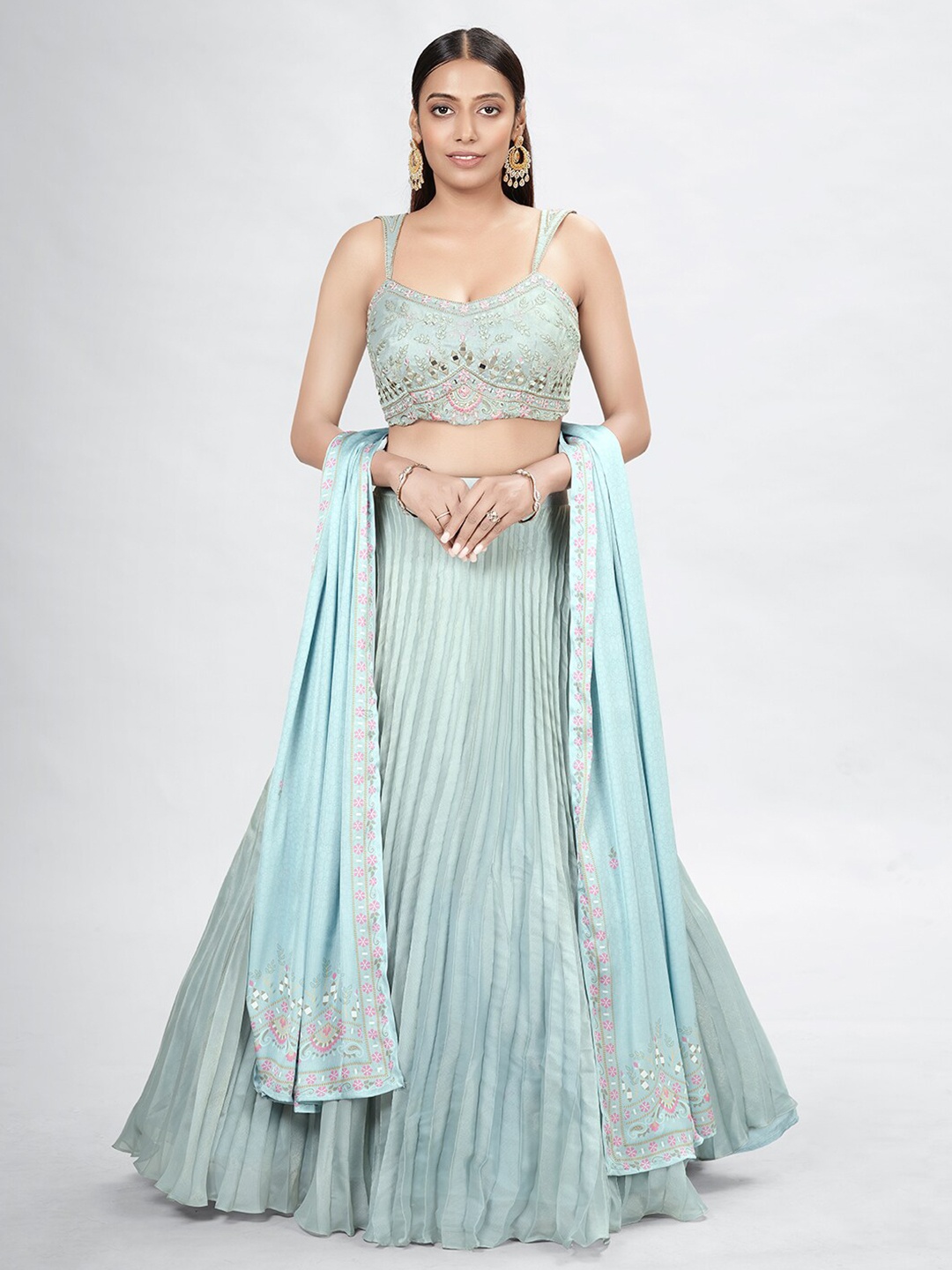 

DRESSTIVE Embroidered Thread Work Semi-Stitched Lehenga & Unstitched Blouse With Dupatta, Blue