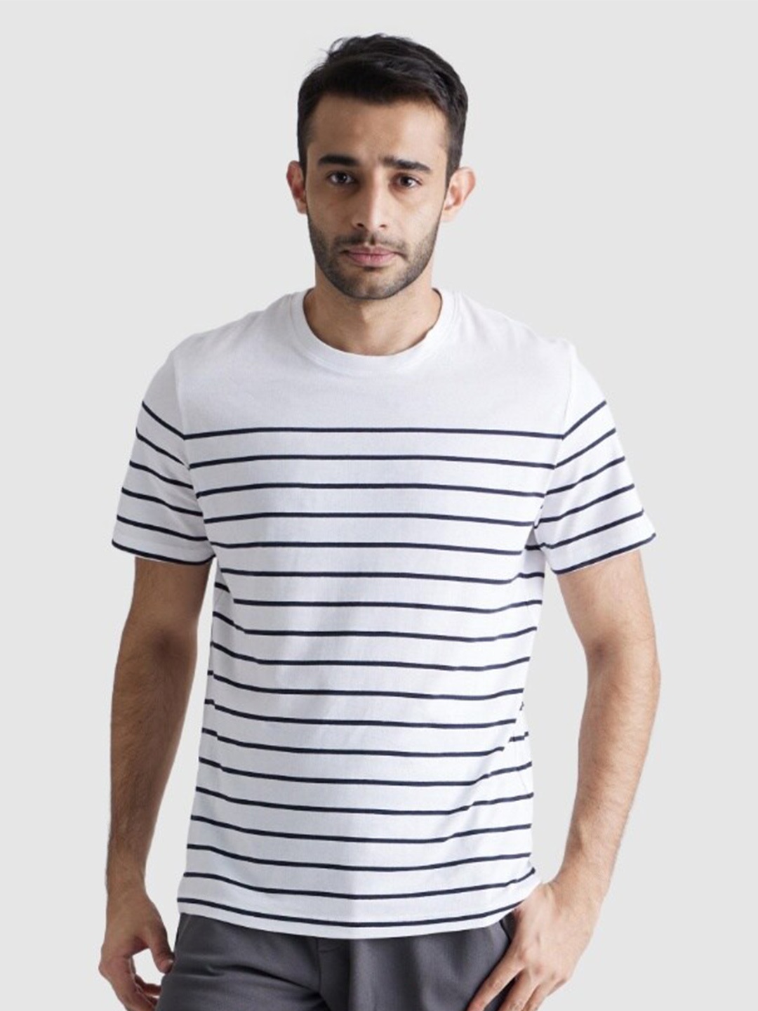 

Celio Men Striped Cotton T-shirt, White