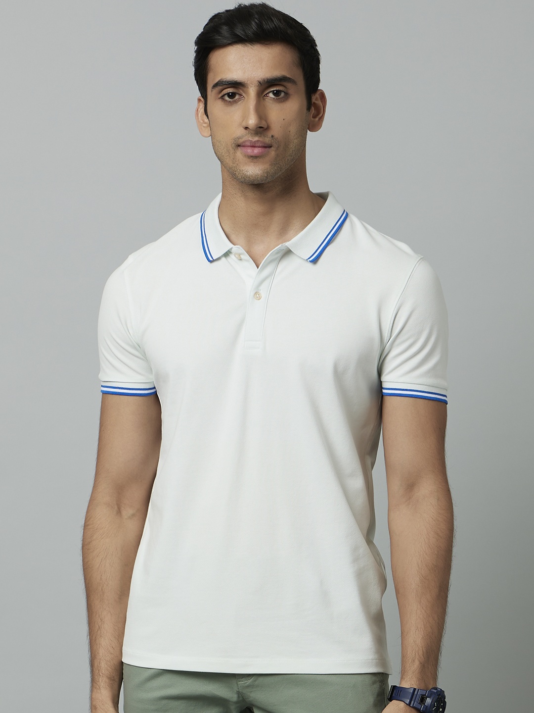 

Celio Men White Polo Collar T-shirt