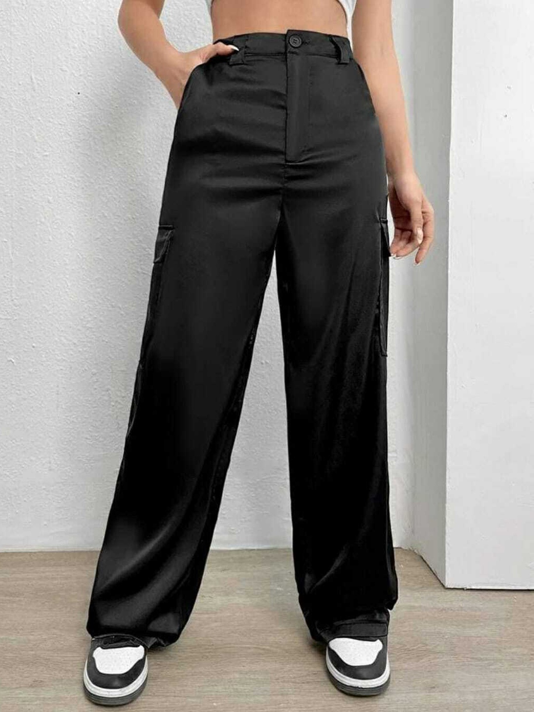 

Next One Women Relaxed Straight Leg Loose Fit High-Rise Easy Wash Trousers, Black