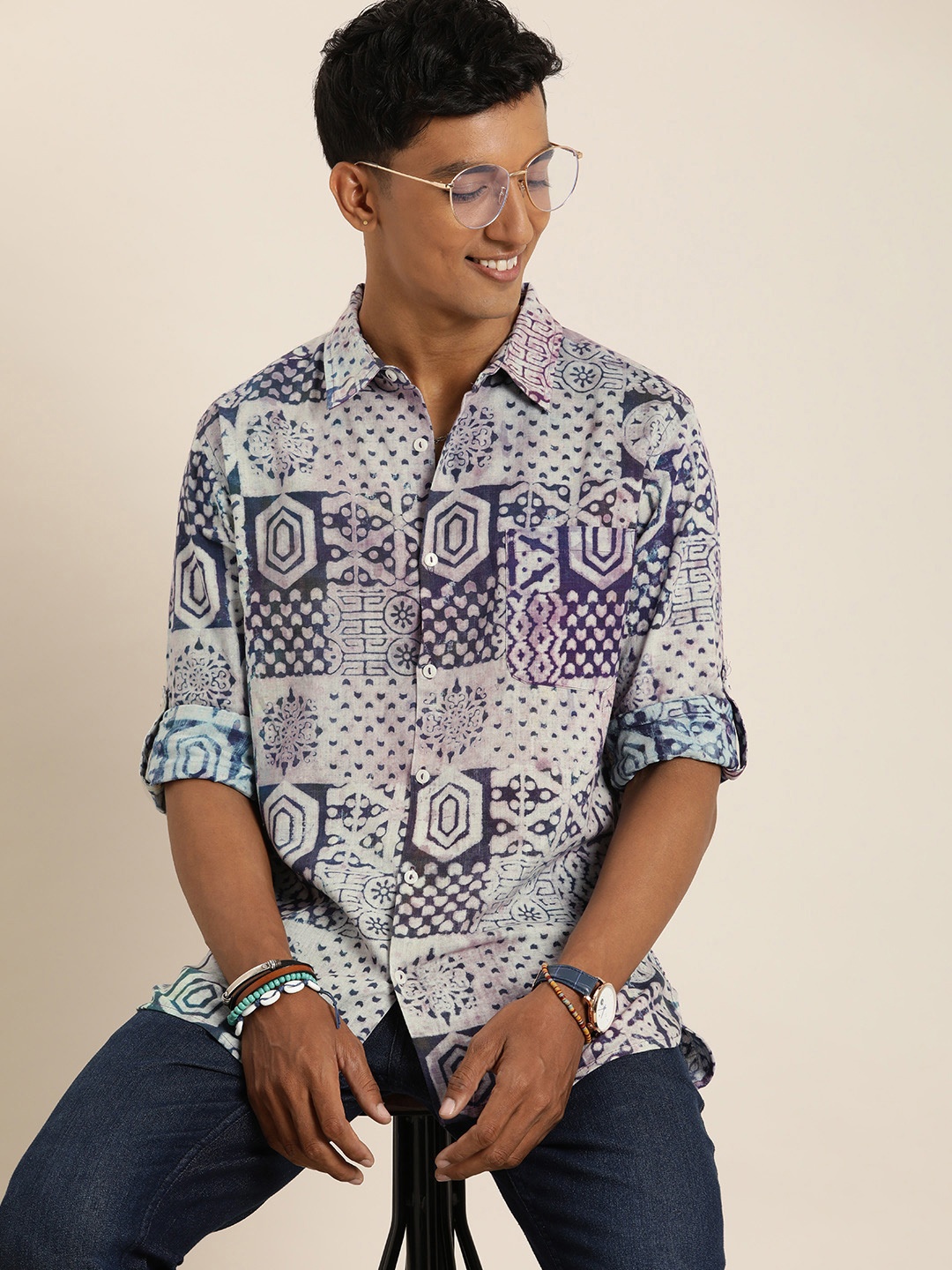

Taavi Dabu Ethnic Motifs Printed Pure Cotton Casual Shirt, White