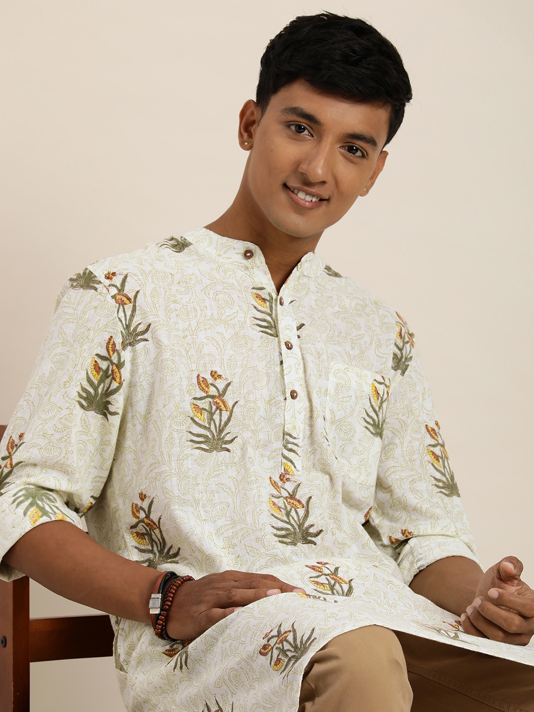 

Taavi Sanganeri Pure Cotton Floral Printed Kurta, White