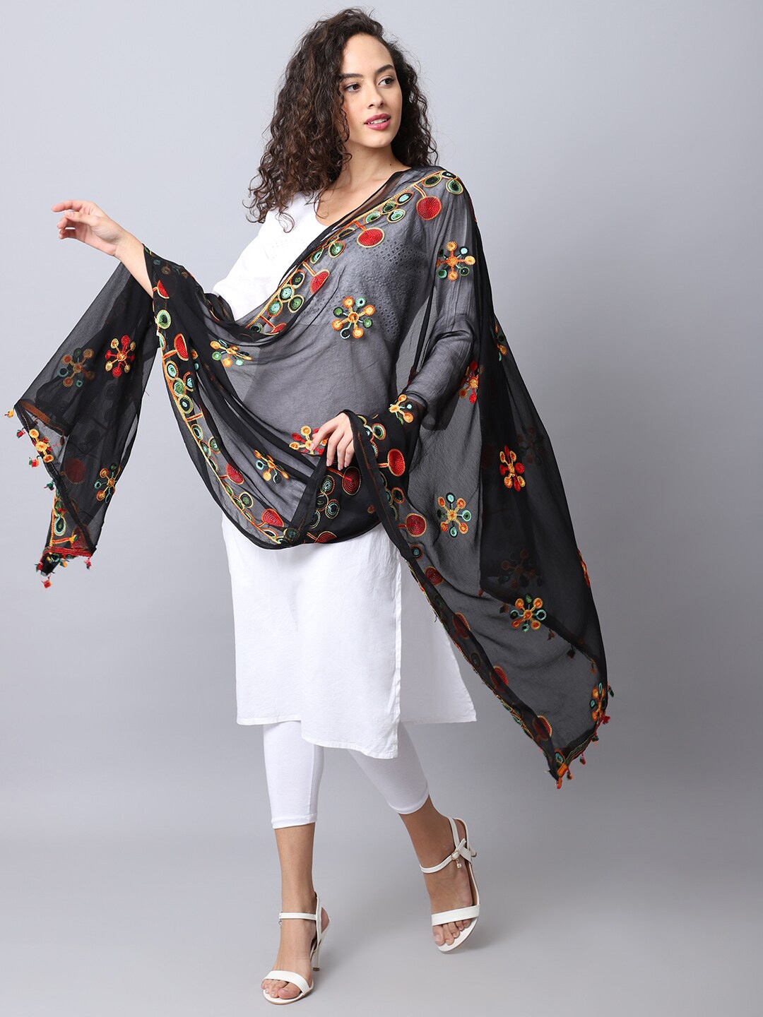 

GLAM STORY Floral Embroidered With Taping Border Dupatta, Black