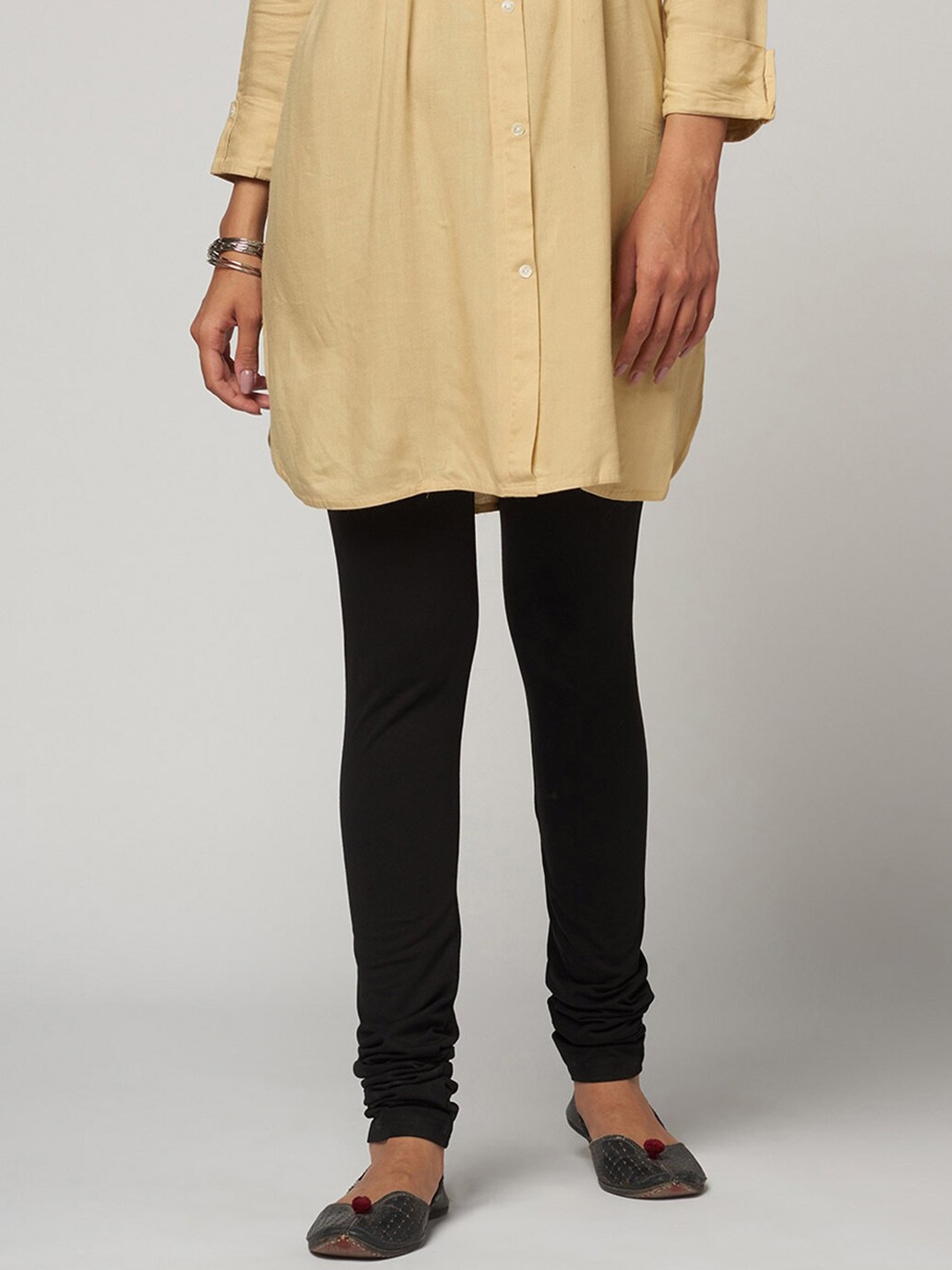 

Fabindia Women Knitted Straight-Fit Churidar, Black