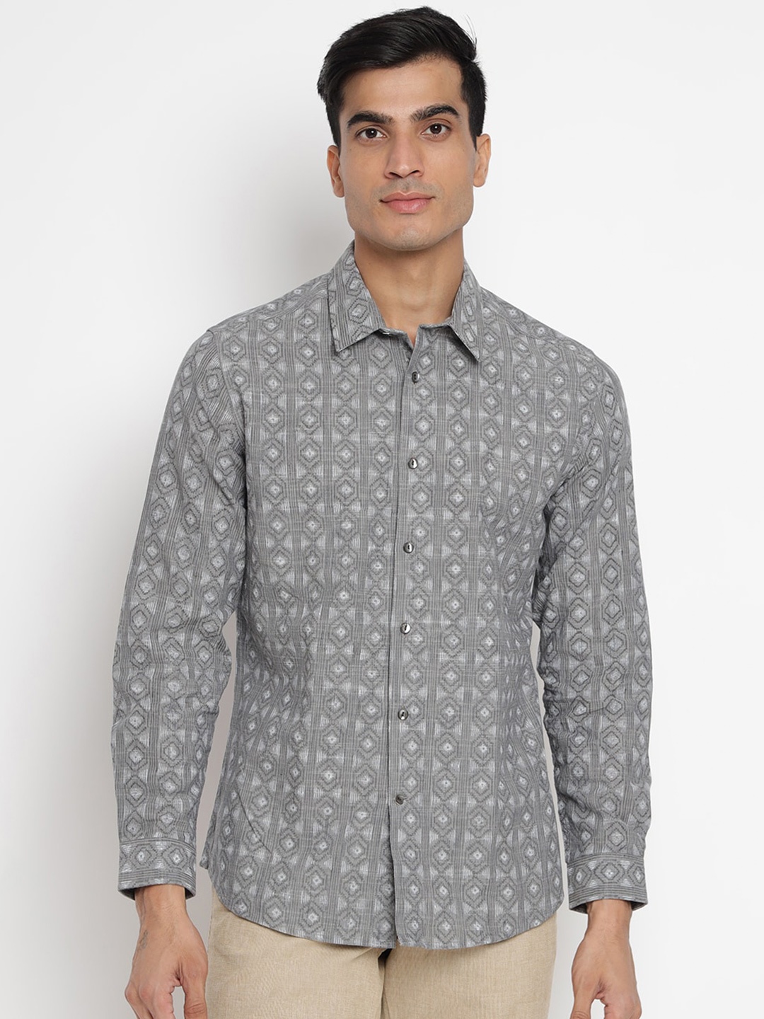 

Fabindia Men Printed Formal Slim Fit Cotton Shirt, Grey