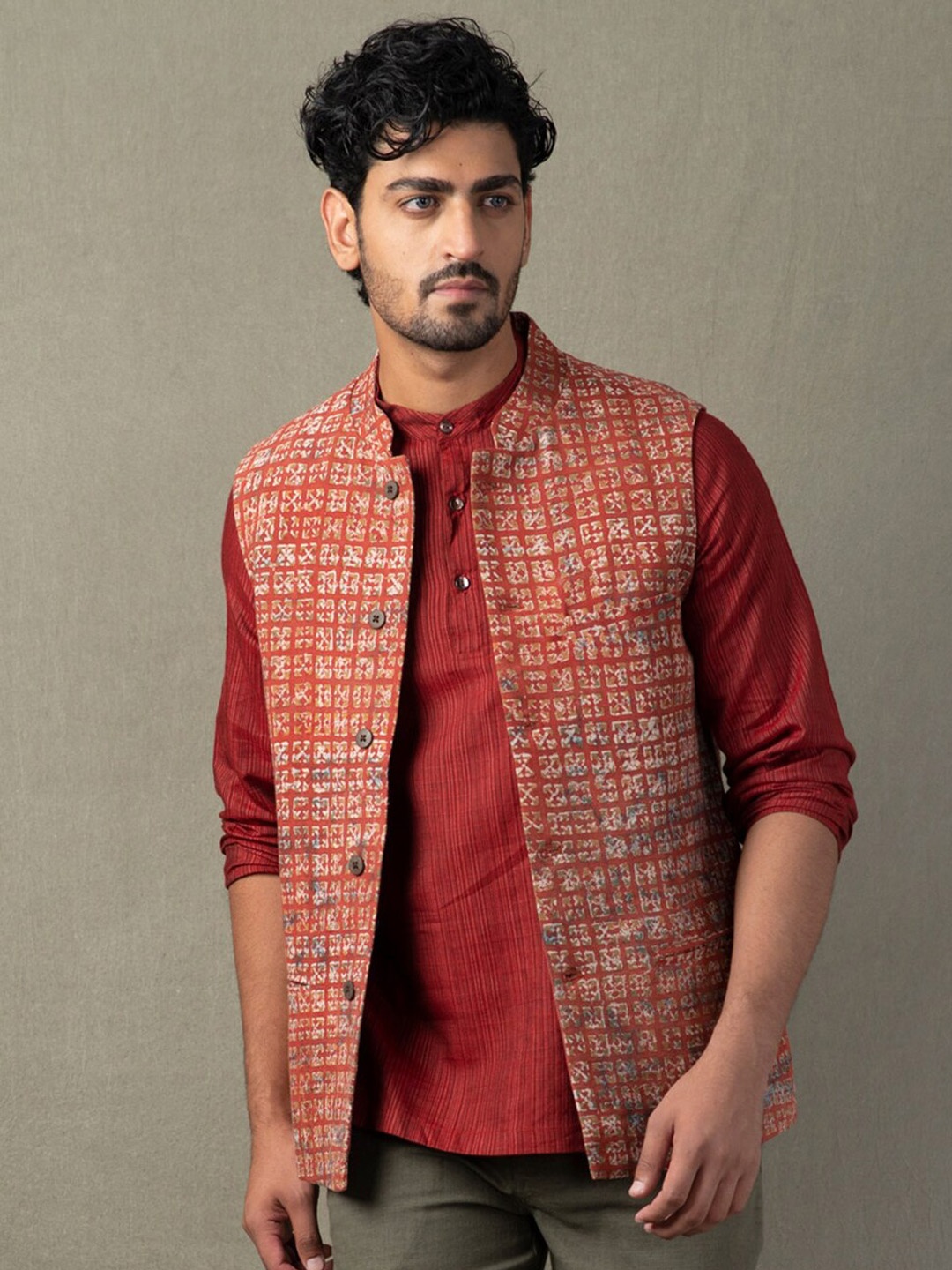 

Fabindia Men Block Printed Cotton Woven Nehru Jacket, Red