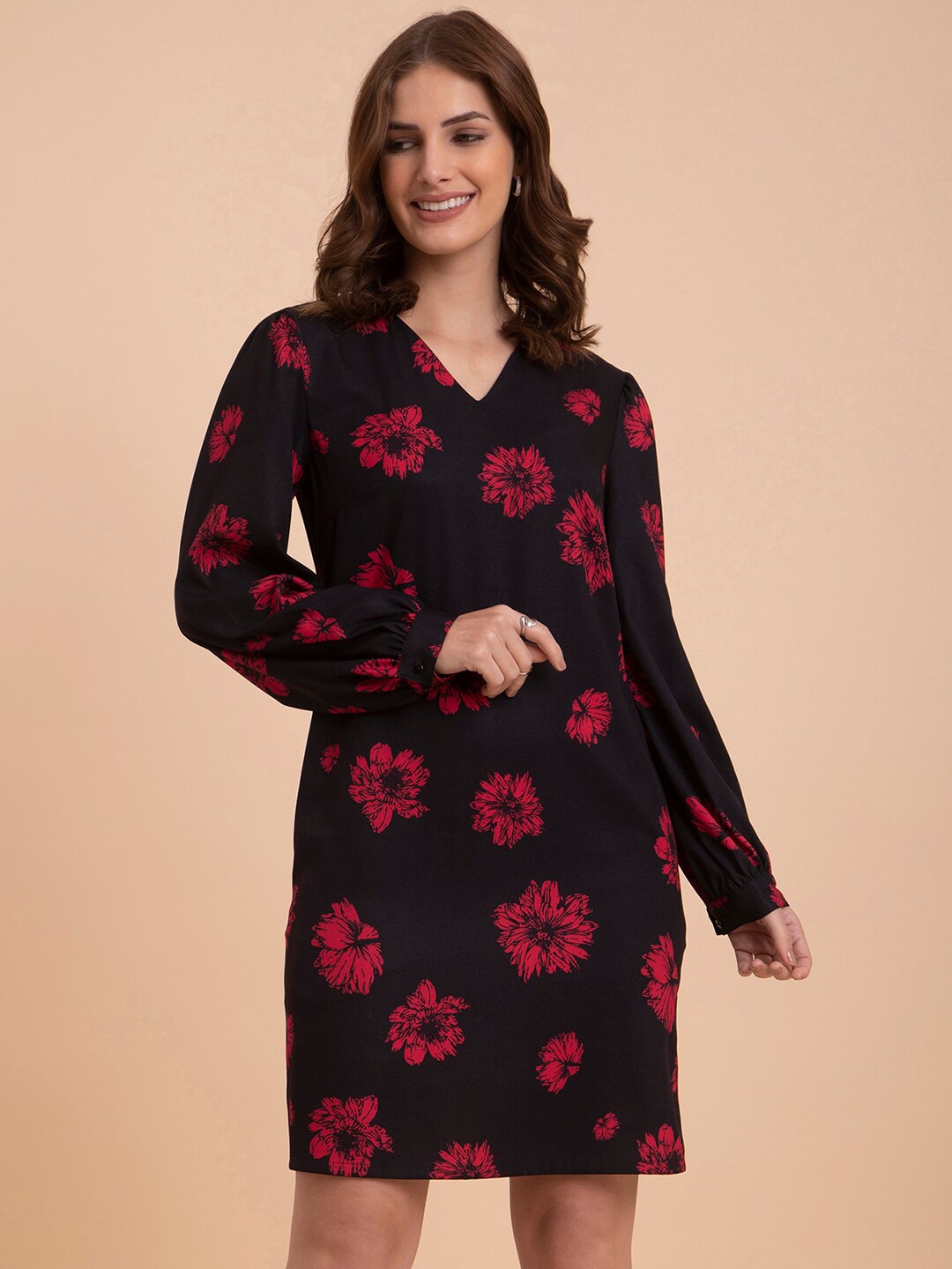 

FableStreet Floral Printed Sheath Dress, Black