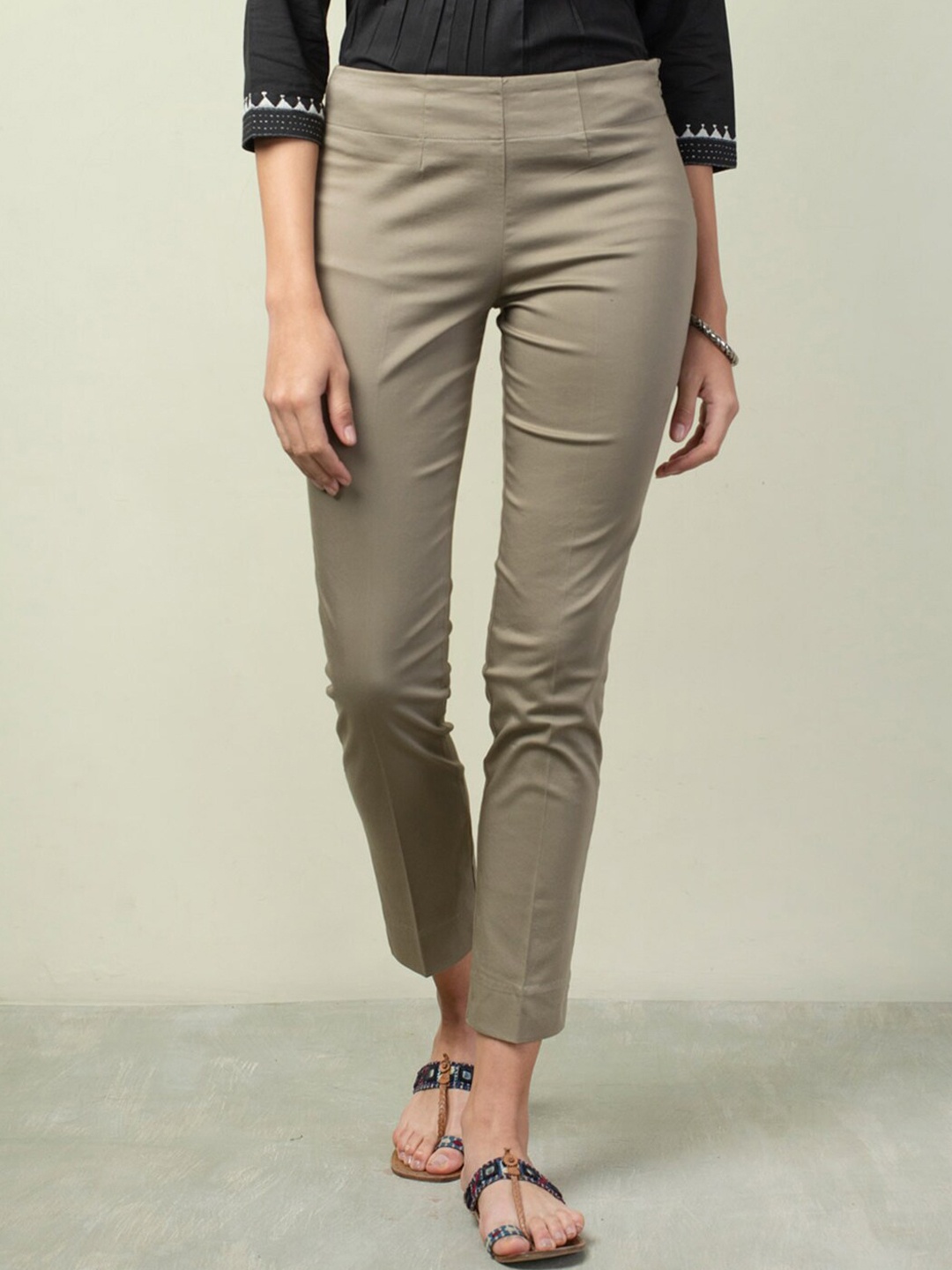 

Fabindia Women Slim Fit Trousers, Grey