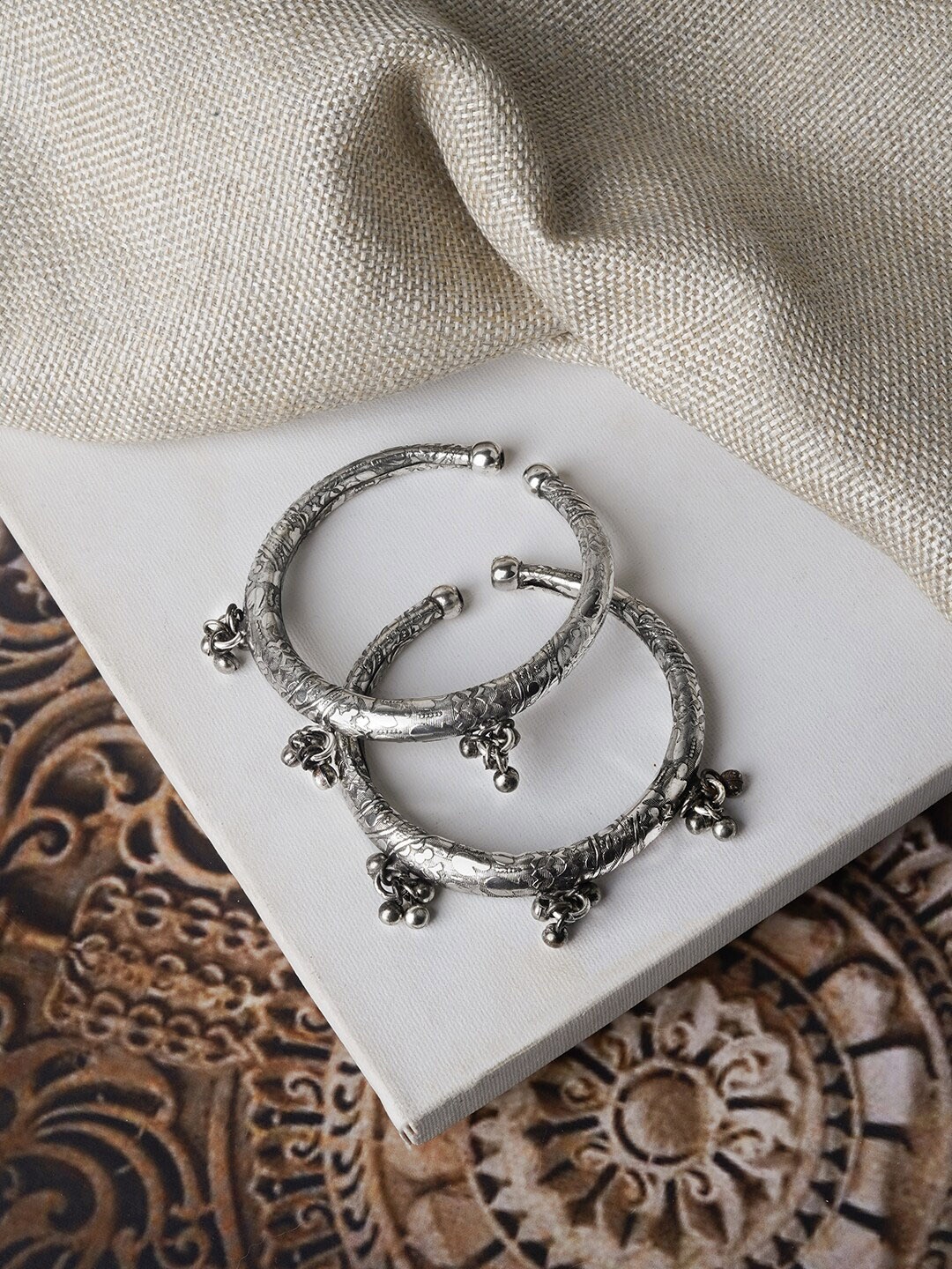 

TEEJH Bhanvi Oxidized Silver-Plated Anklets