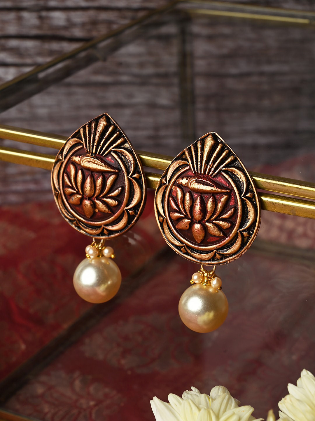 

TEEJH Gold-Plated Contemporary Drop Earrings