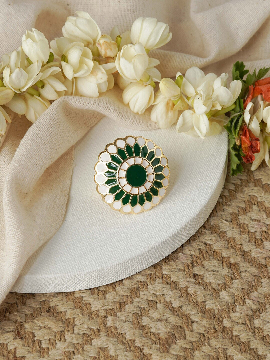 

TEEJH Gold-Plated Niteeksha Enamel Finger Ring