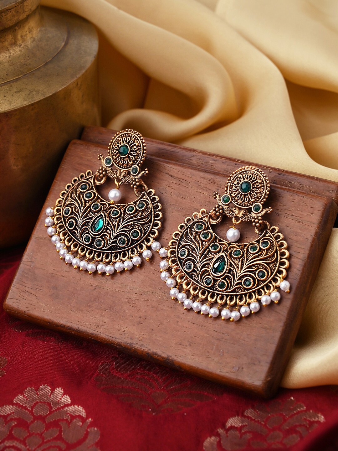 

TEEJH Gold-Plated Contemporary Chandbalis Earrings